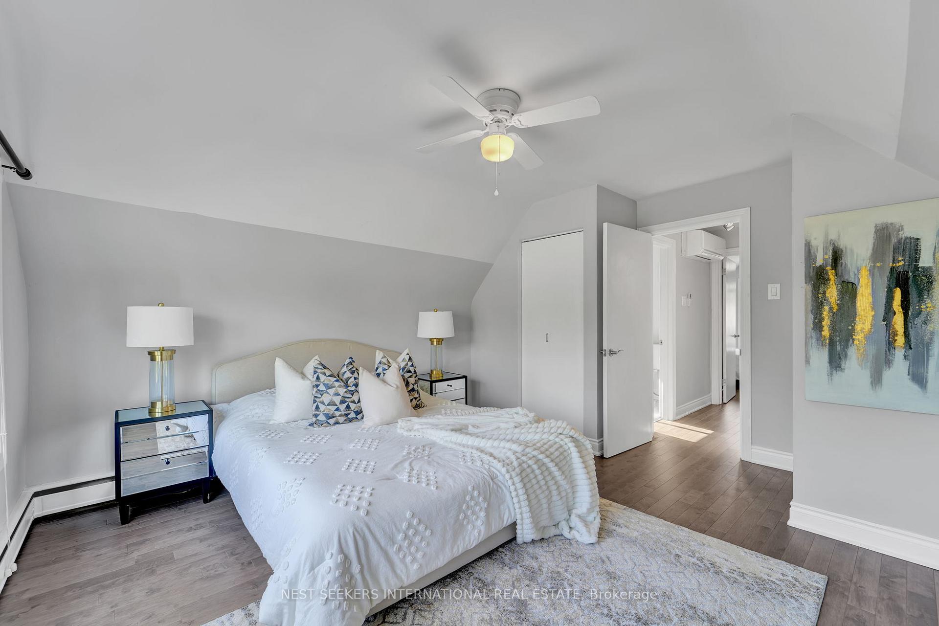 Photo 24 of 42 Fordwich Crescent, Etobicoke, Rexdale-Kipling — HOMEH
