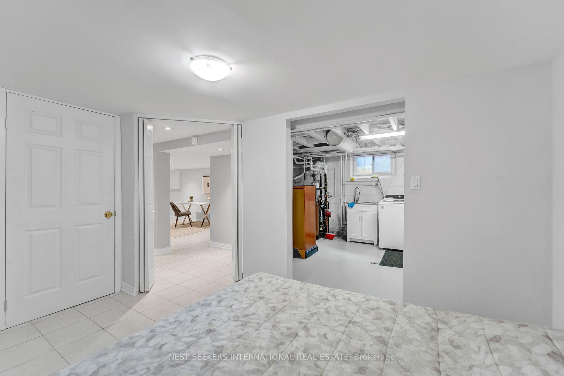 Photo 34 of 42 Fordwich Crescent, Etobicoke, Rexdale-Kipling — HOMEH