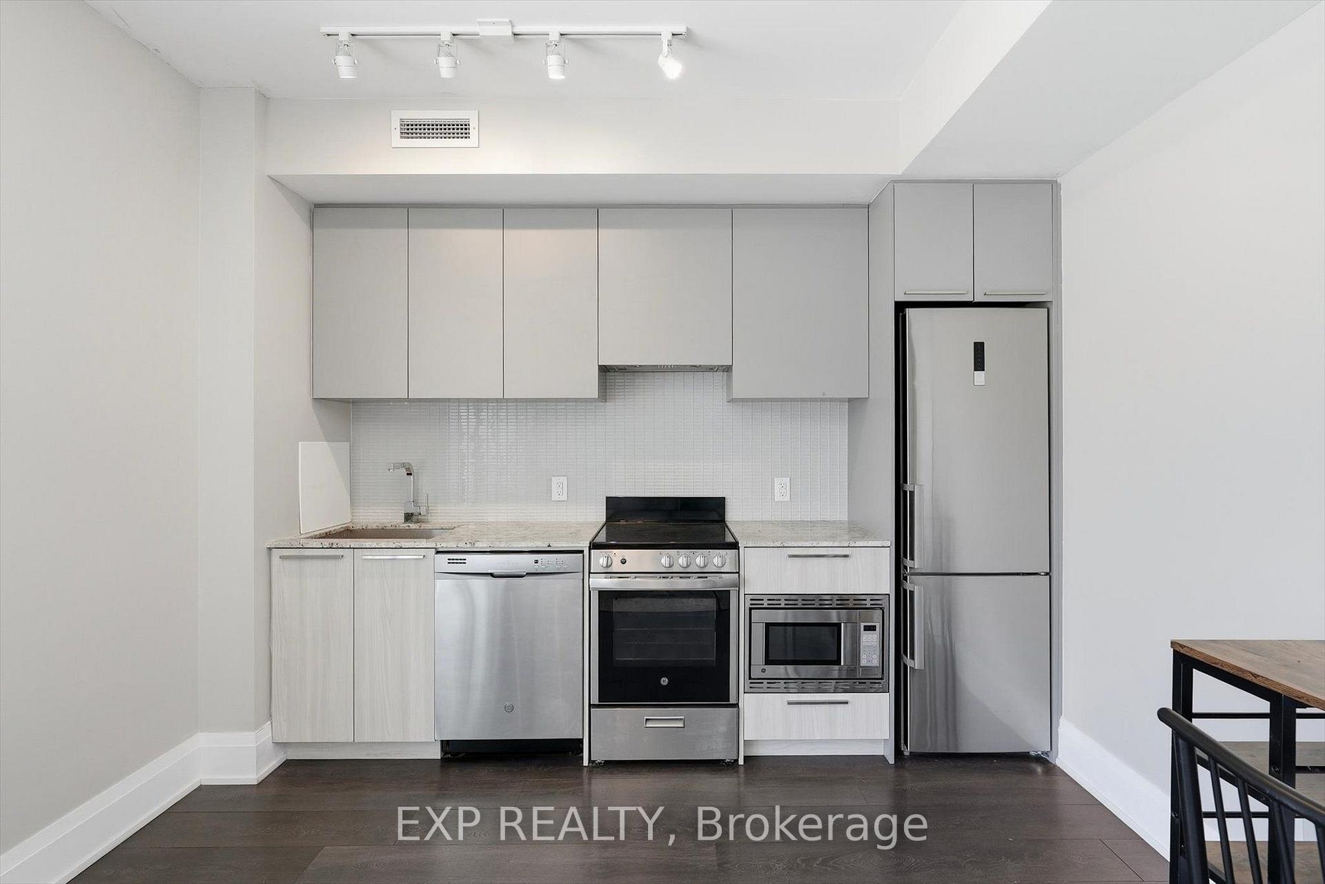 Photo 10 of Unit 311, 20 Brin Drive, Etobicoke, Edenbridge-Humber Valley — HOMEH