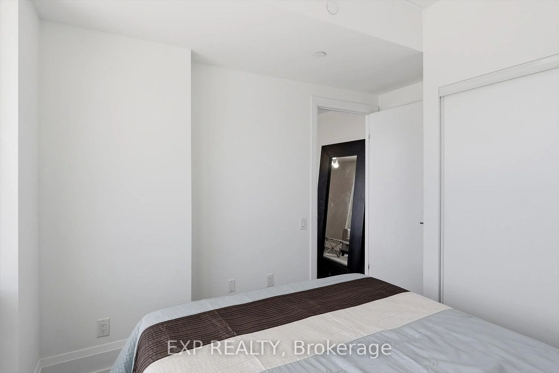 Photo 11 of Unit 311, 20 Brin Drive, Etobicoke, Edenbridge-Humber Valley — HOMEH