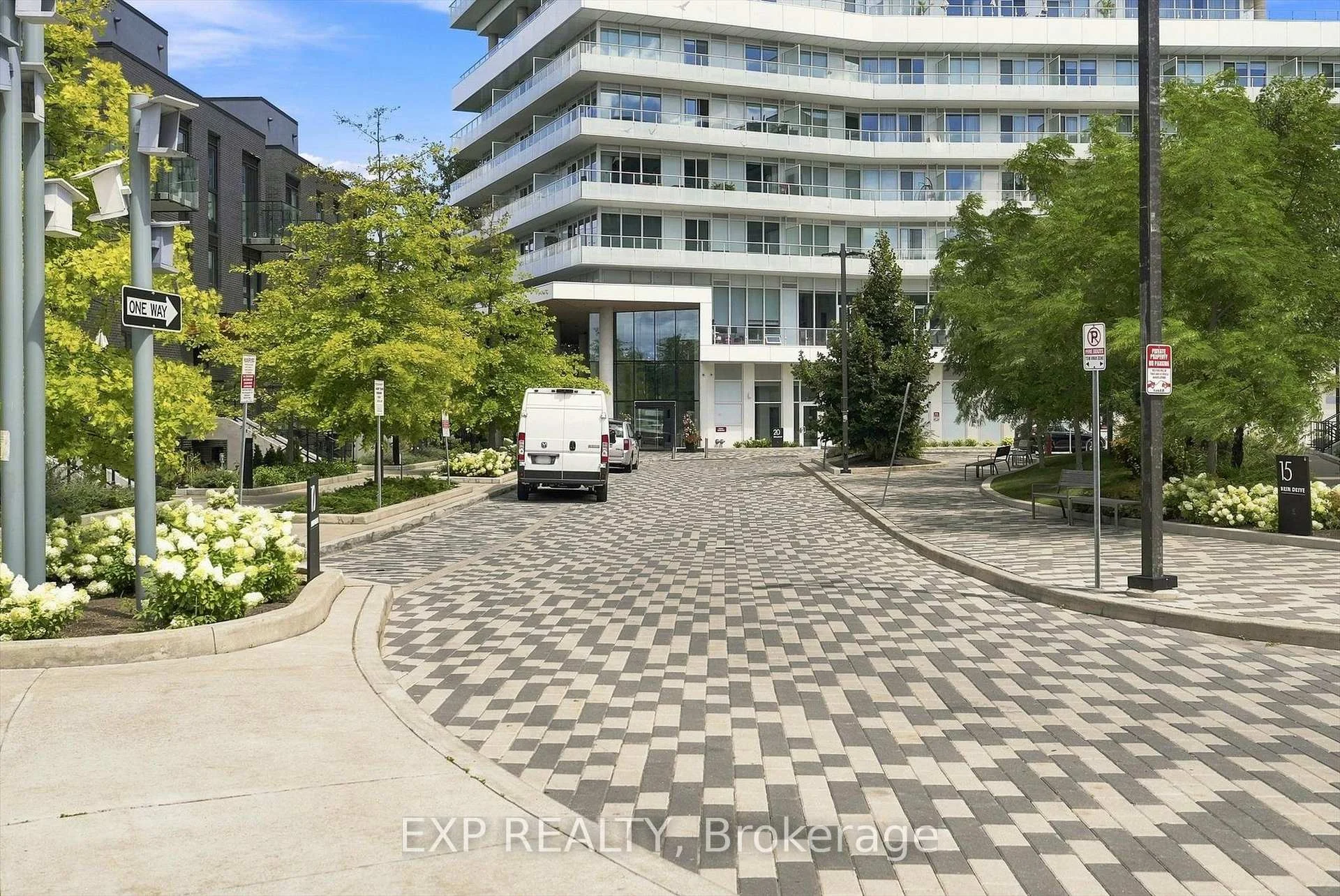 Photo 26 of Unit 311, 20 Brin Drive, Etobicoke, Edenbridge-Humber Valley — HOMEH