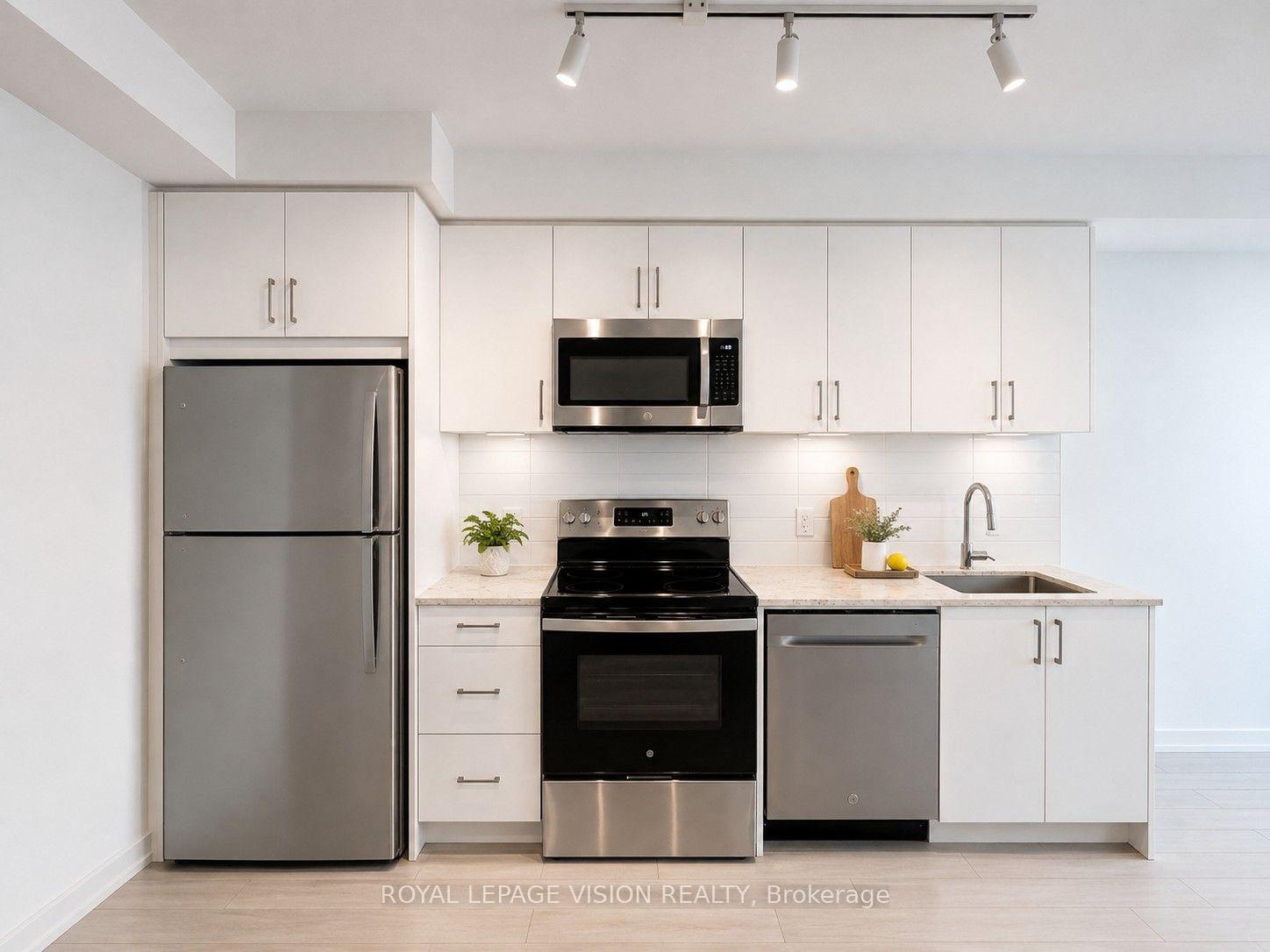 Front of Unit 907, 4010 Eglinton Avenue W