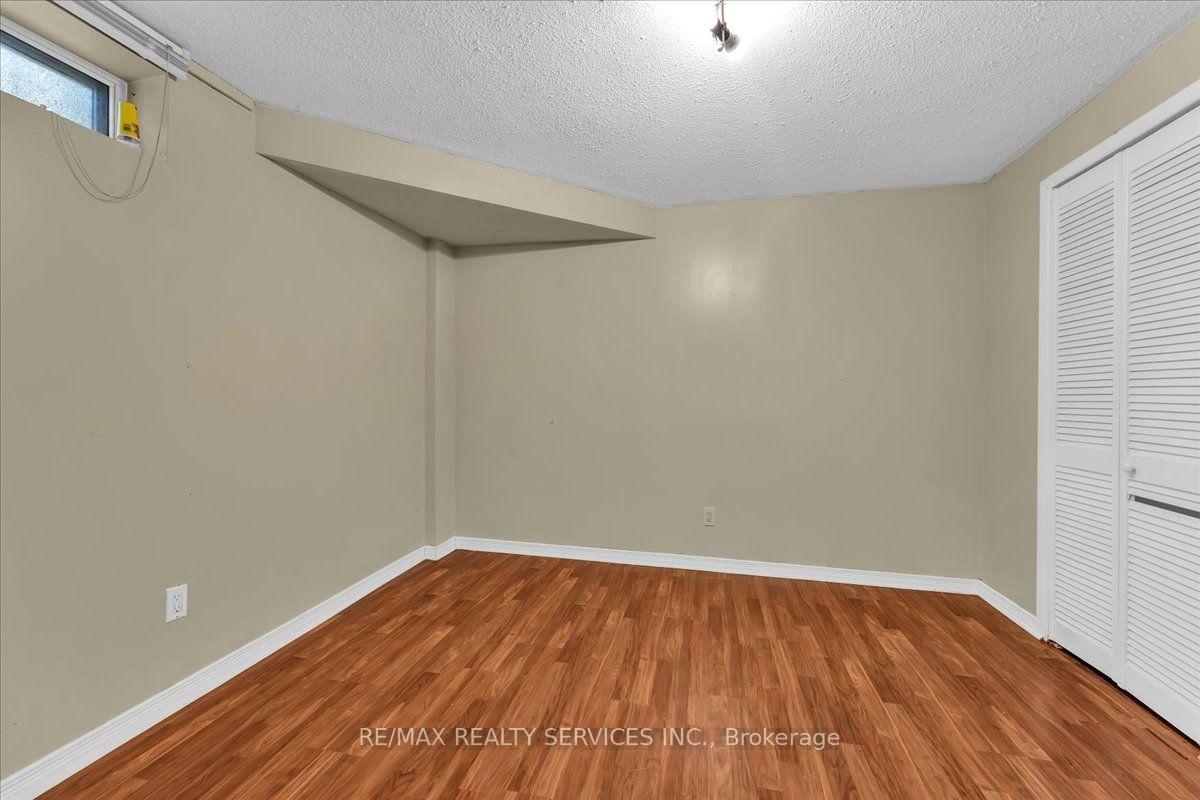 Photo 37 of 162 Major William Sharpe Drive, Brampton, Northwood Park — HOMEH