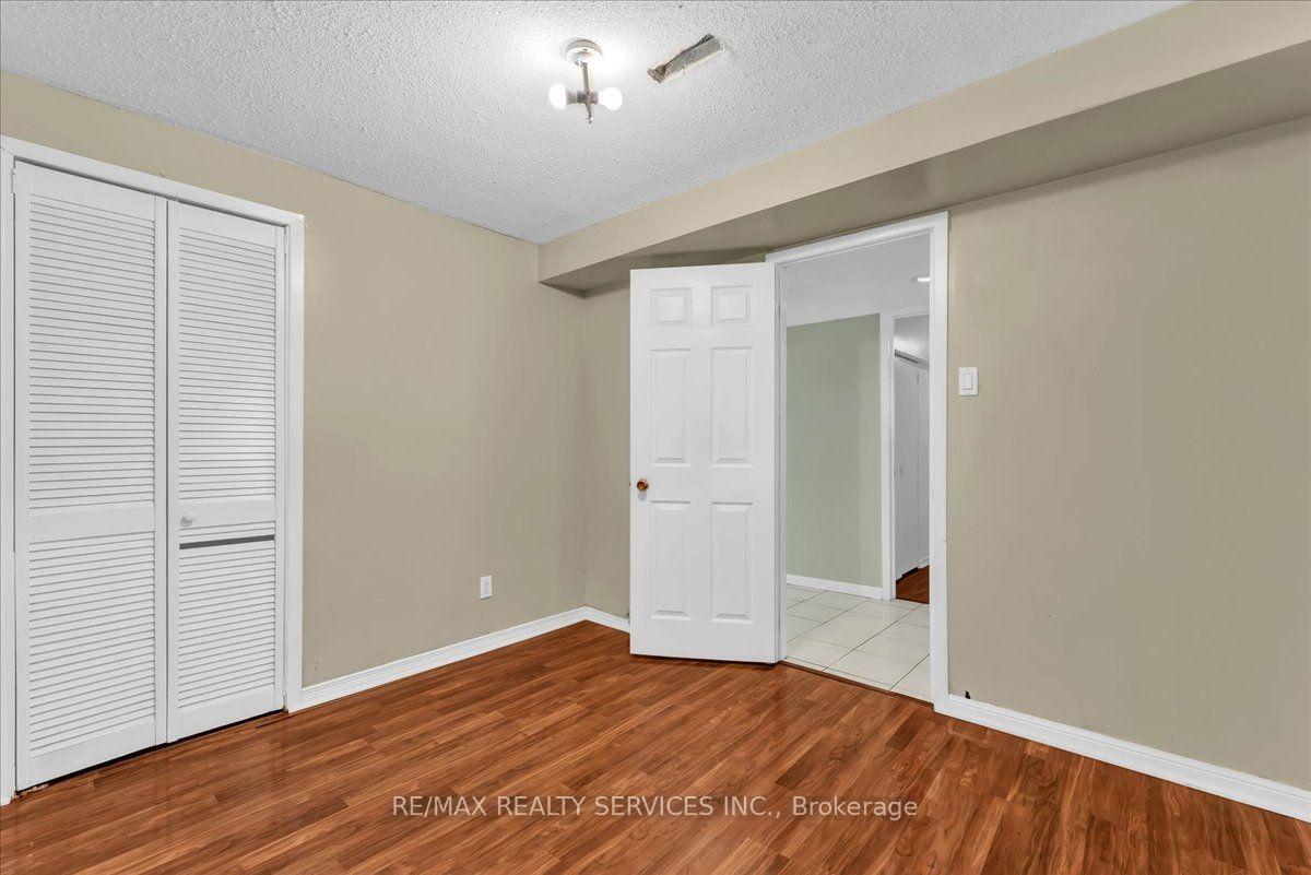 Photo 40 of 162 Major William Sharpe Drive, Brampton, Northwood Park — HOMEH