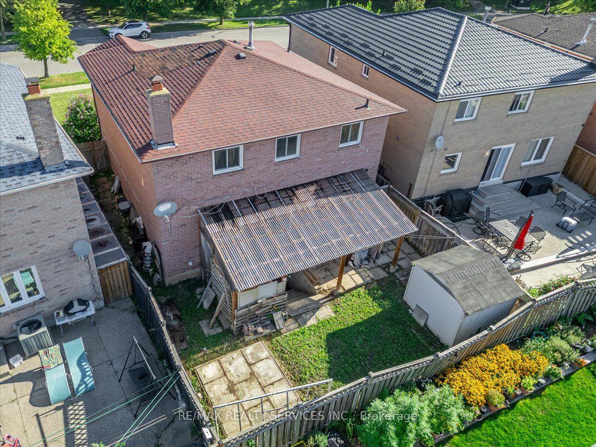 Photo 45 of 162 Major William Sharpe Drive, Brampton, Northwood Park — HOMEH