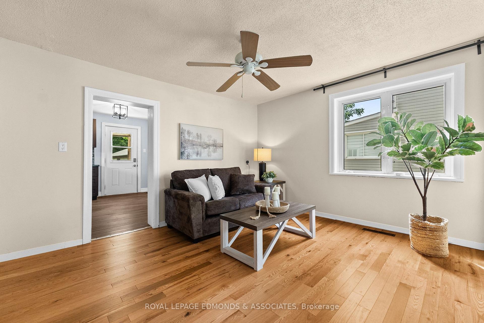 Photo 12 of 594 Isabella Street, Pembroke, Pembroke — HOMEH