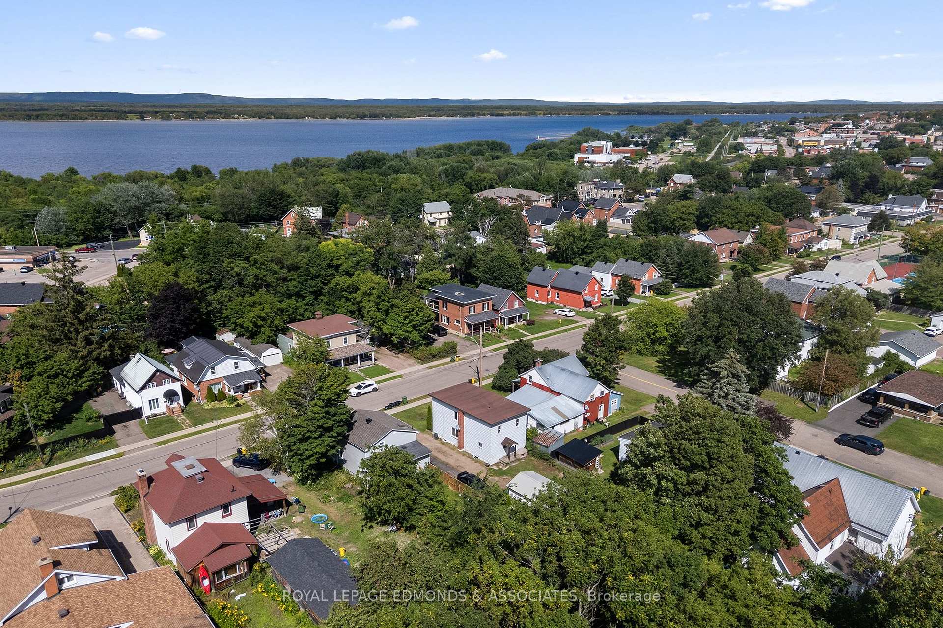 Photo 32 of 594 Isabella Street, Pembroke, Pembroke — HOMEH