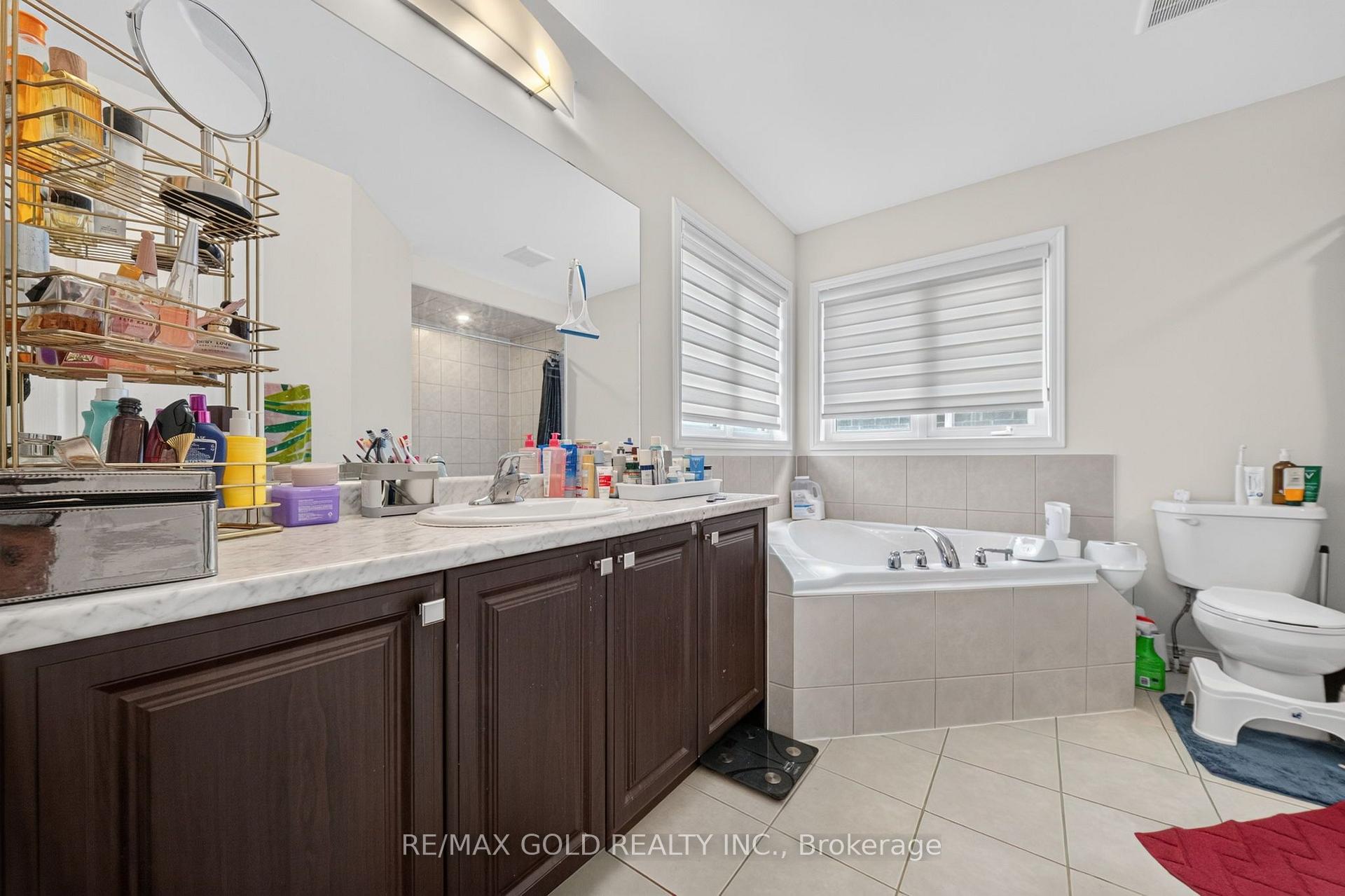 Photo 22 of 7997 Odell Crescent, Niagara Falls, Brown — HOMEH