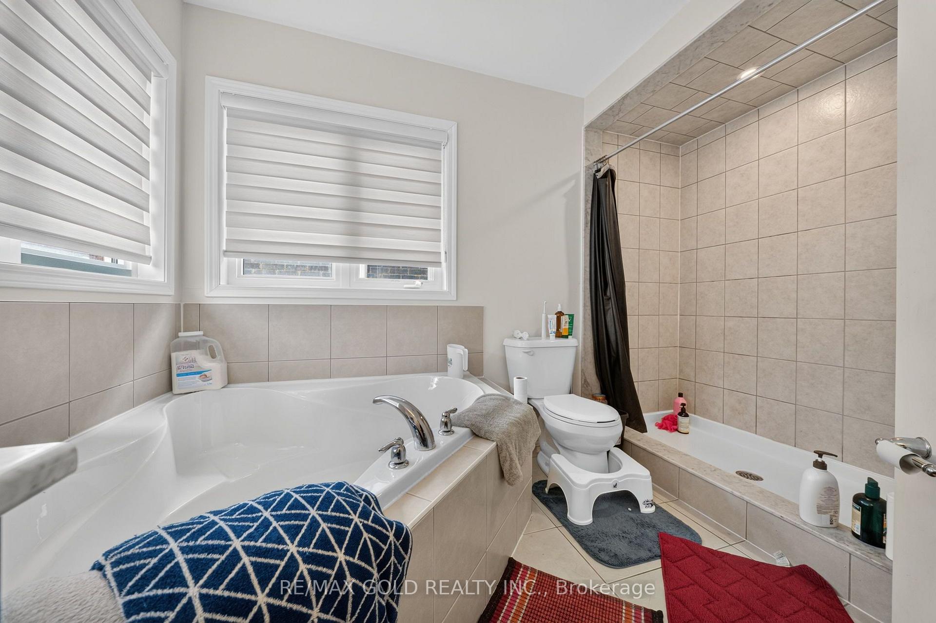 Photo 30 of 7997 Odell Crescent, Niagara Falls, Brown — HOMEH