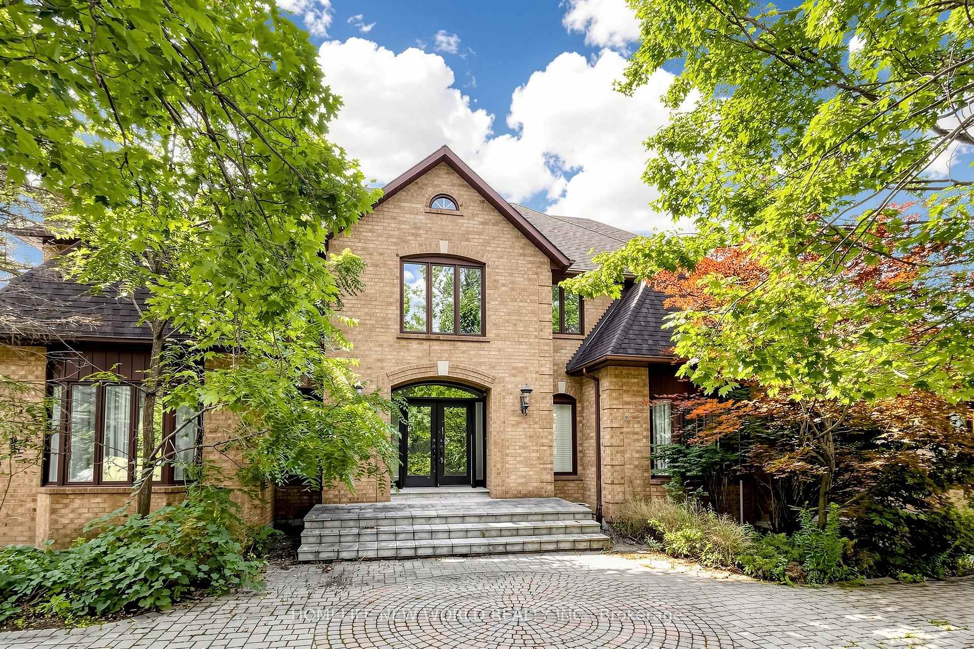 Photo of 27 Walnut Glen Place