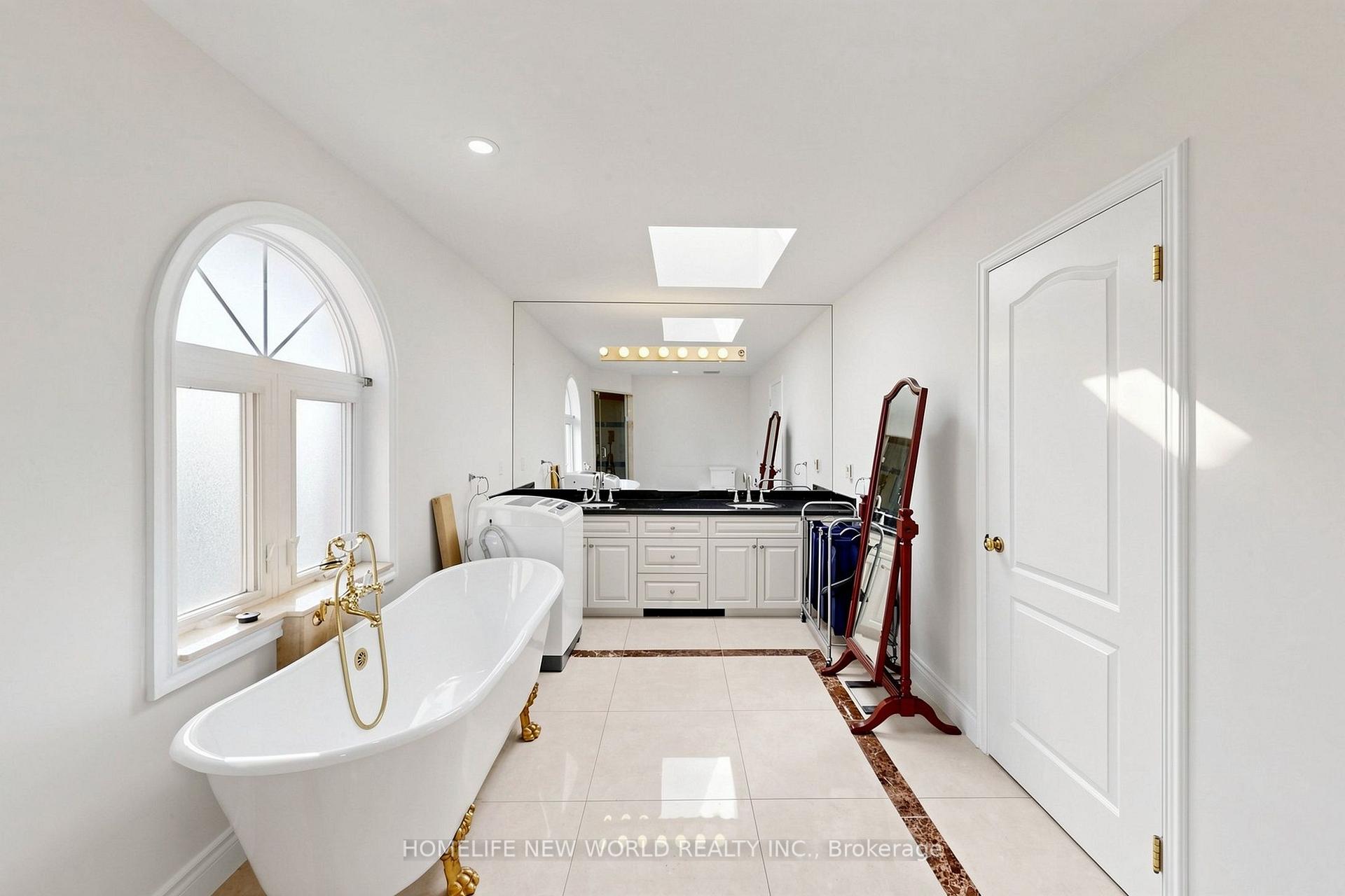 Photo 27 of 27 Walnut Glen Place, Markham, Devil's Elbow — HOMEH