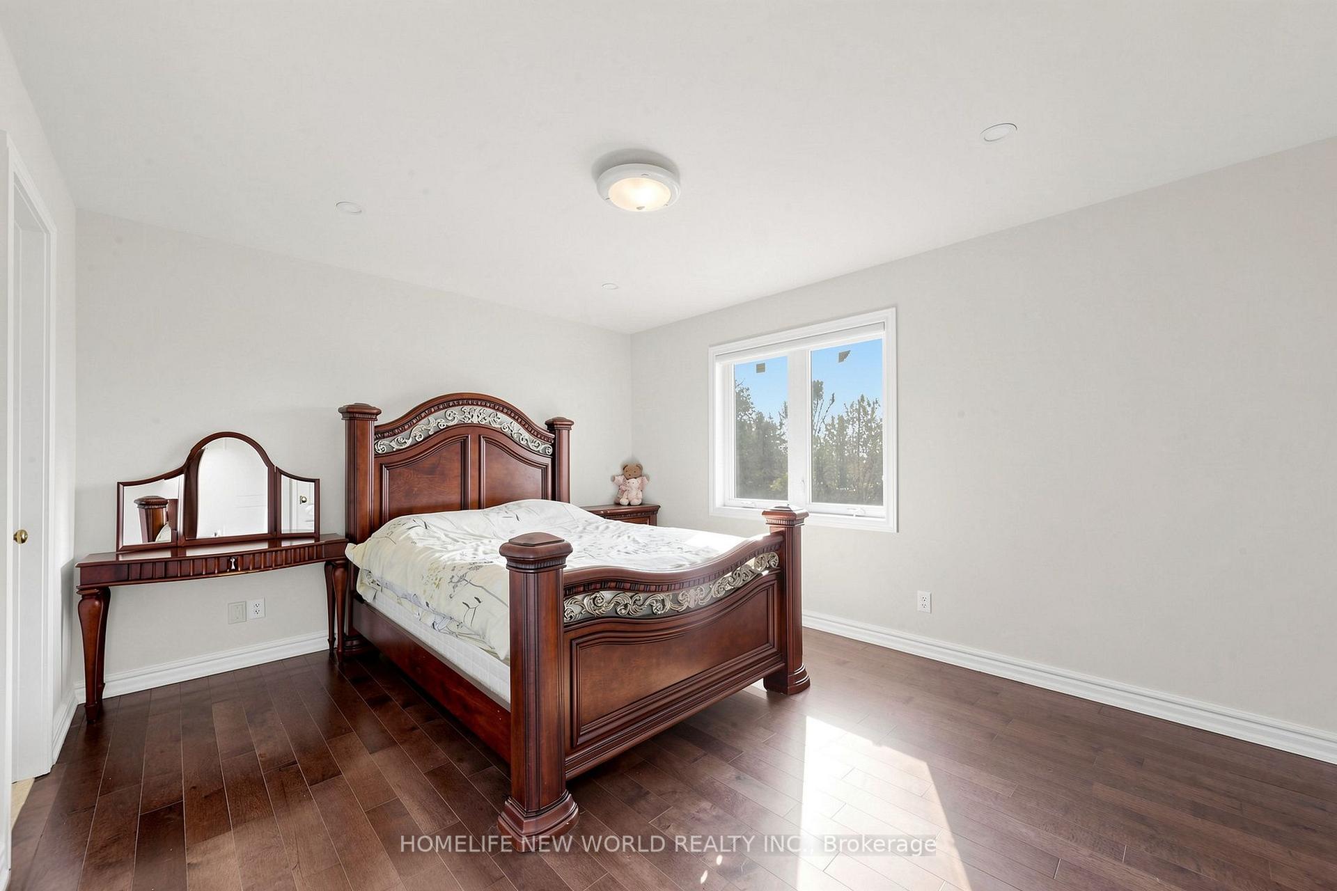 Photo 29 of 27 Walnut Glen Place, Markham, Devil's Elbow — HOMEH