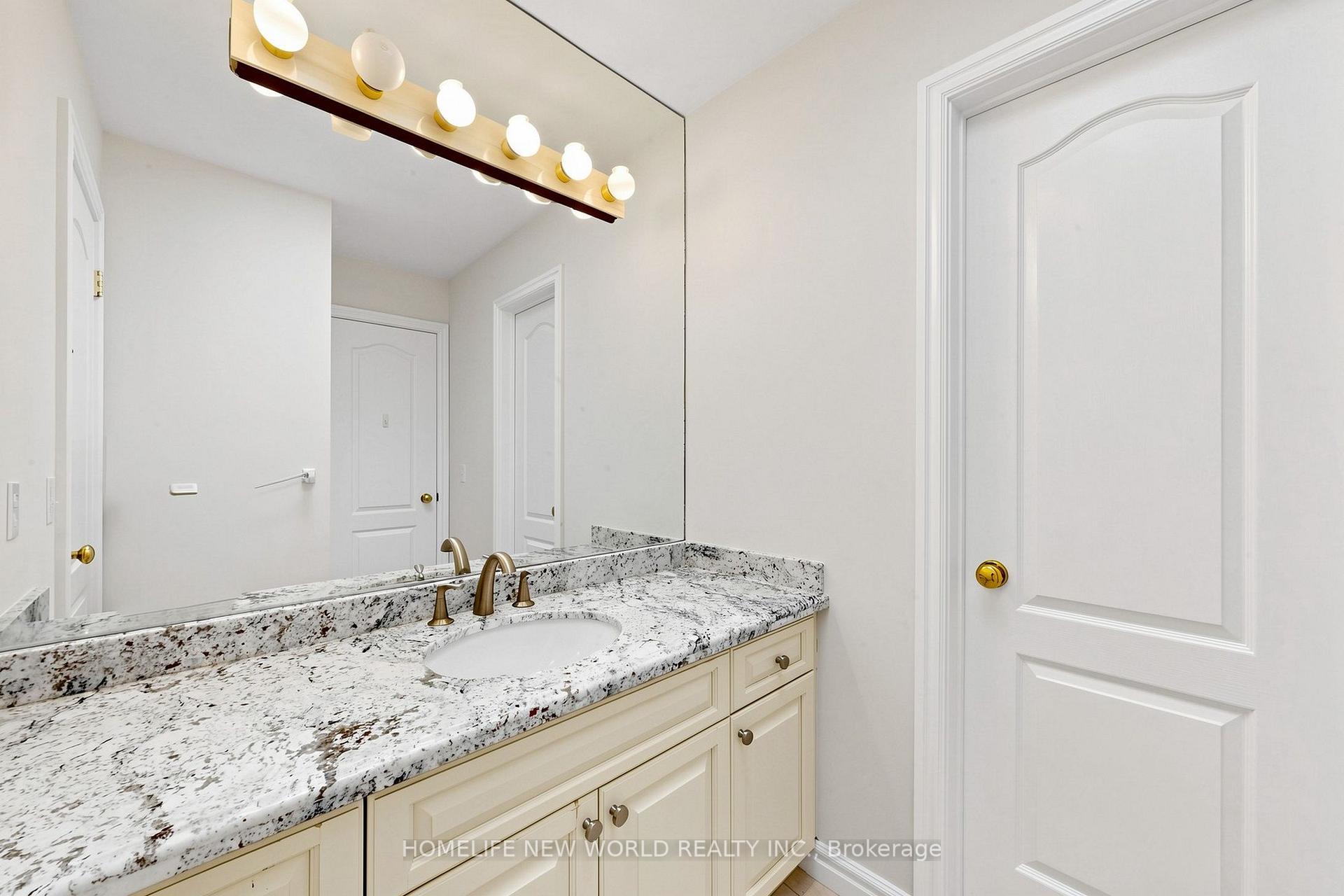 Photo 35 of 27 Walnut Glen Place, Markham, Devil's Elbow — HOMEH