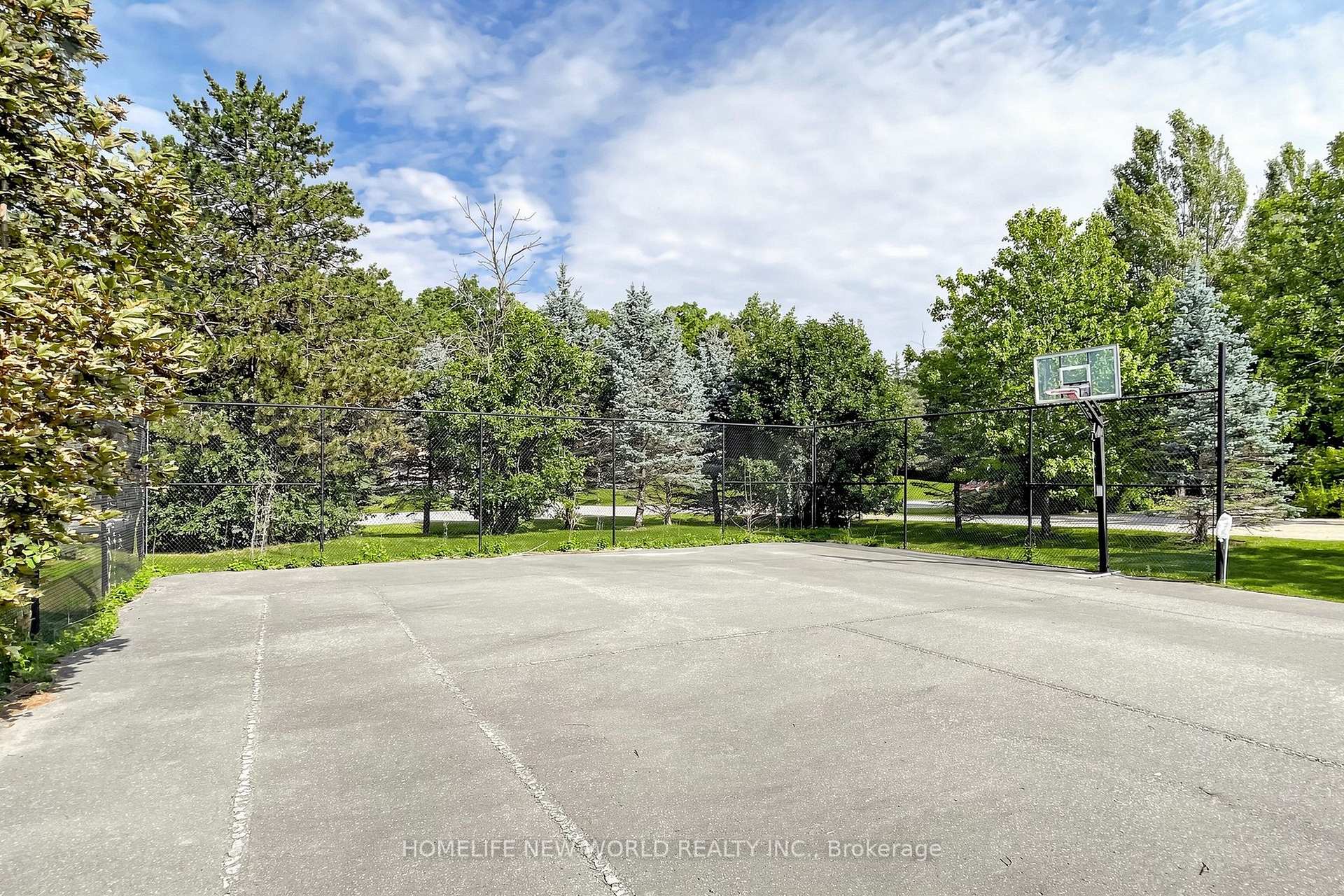 Photo 46 of 27 Walnut Glen Place, Markham, Devil's Elbow — HOMEH