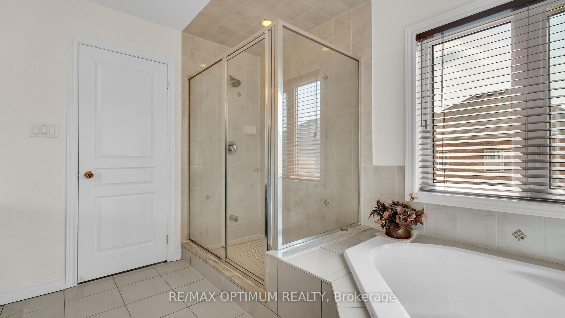 Photo 24 of 25 Walbrook Road, Brampton, Credit Valley — HOMEH