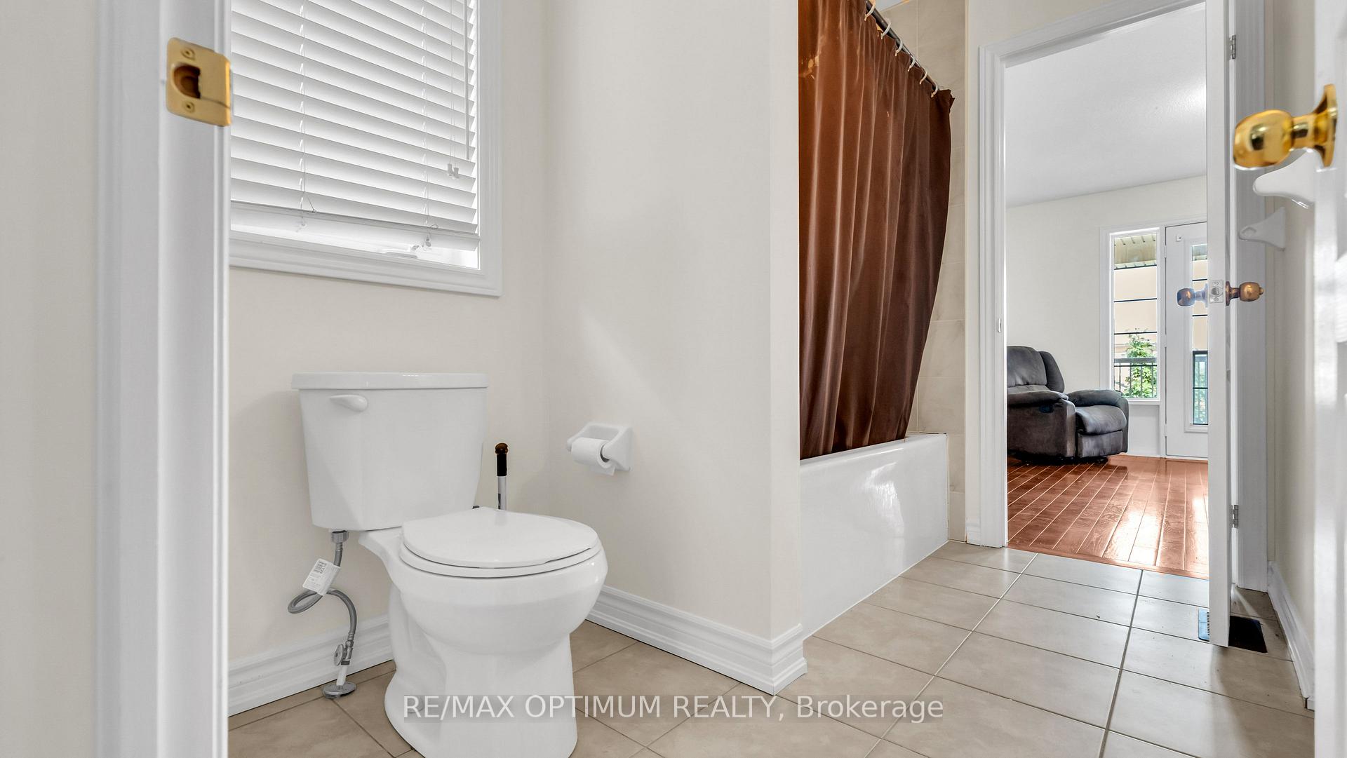Photo 35 of 25 Walbrook Road, Brampton, Credit Valley — HOMEH