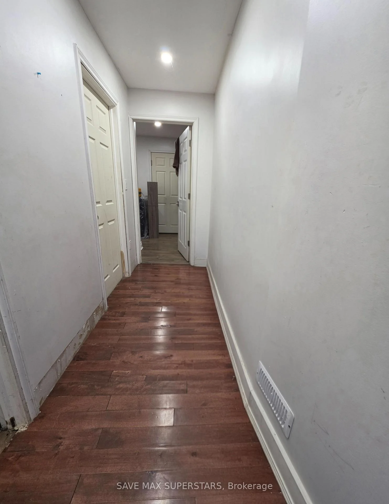 Photo 17 of Unit Lower, 133 The Queensway Way, Barrie, Innis-Shore — HOMEH