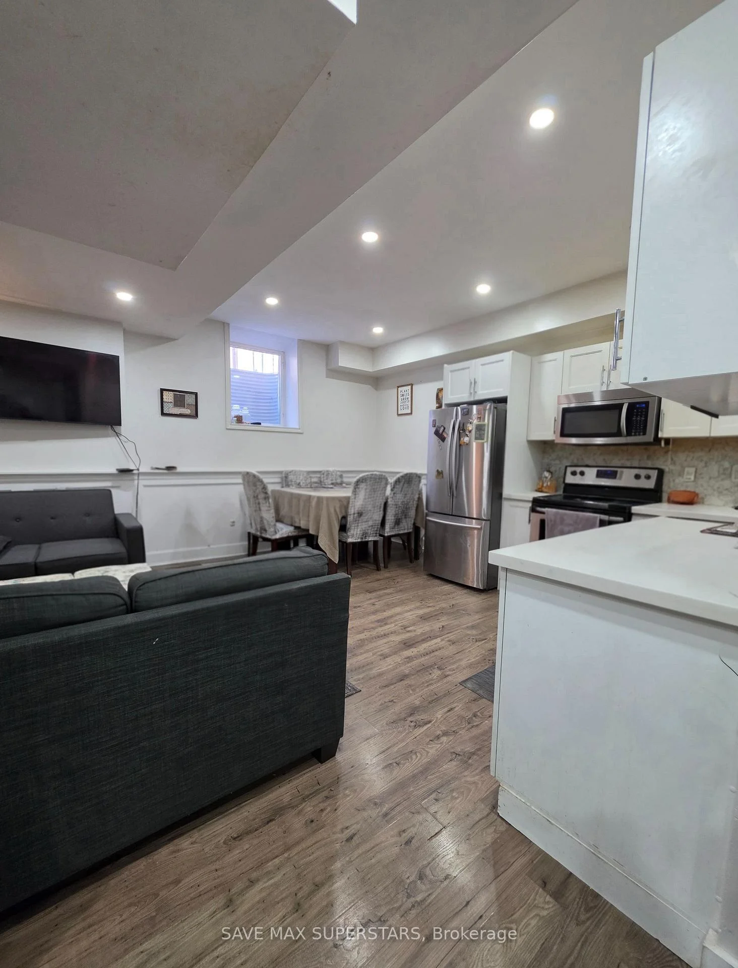 Photo 20 of Unit Lower, 133 The Queensway Way, Barrie, Innis-Shore — HOMEH