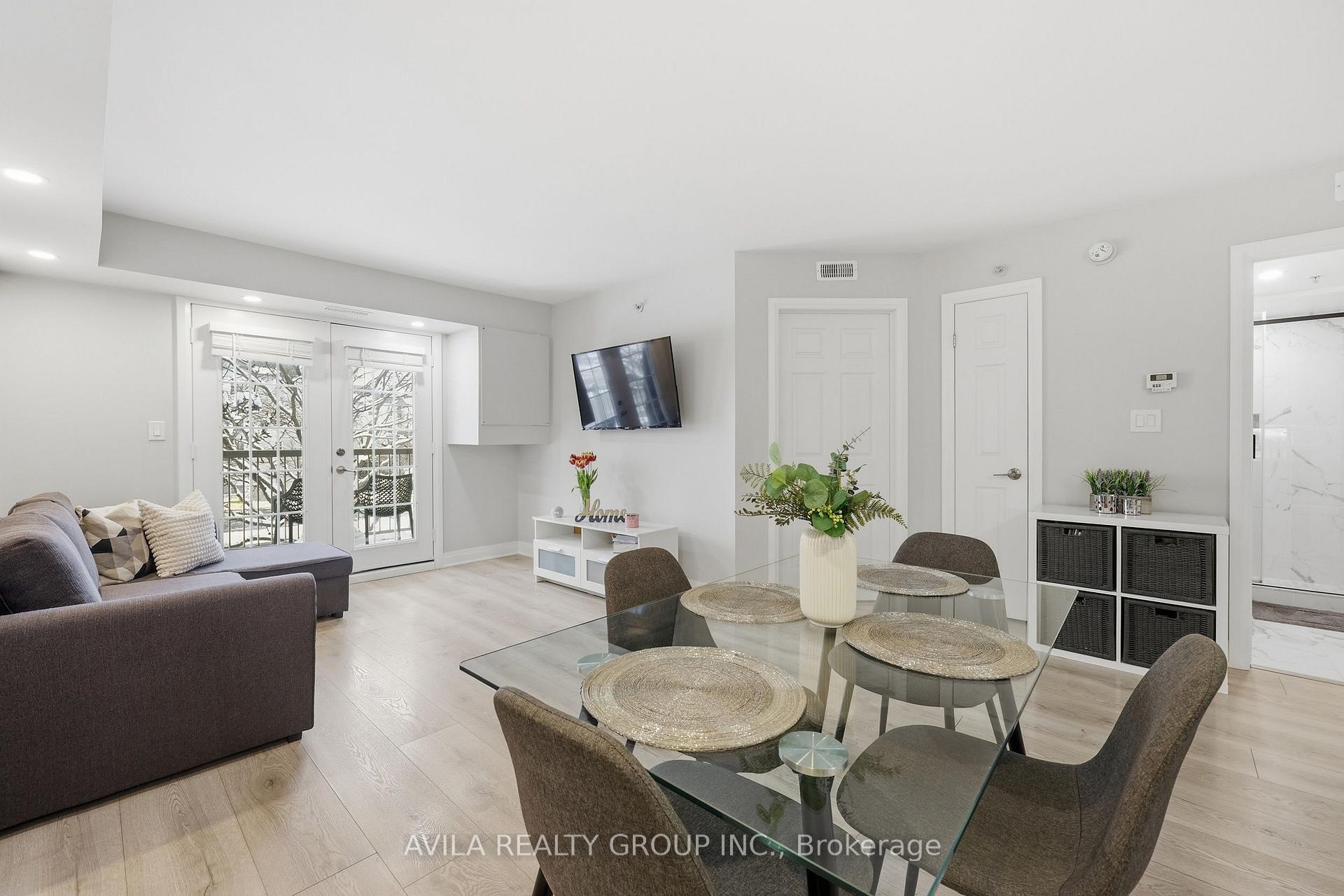 Photo 10 of Unit 203, 1460 Bishops Gate, Oakville, Glen Abbey — HOMEH