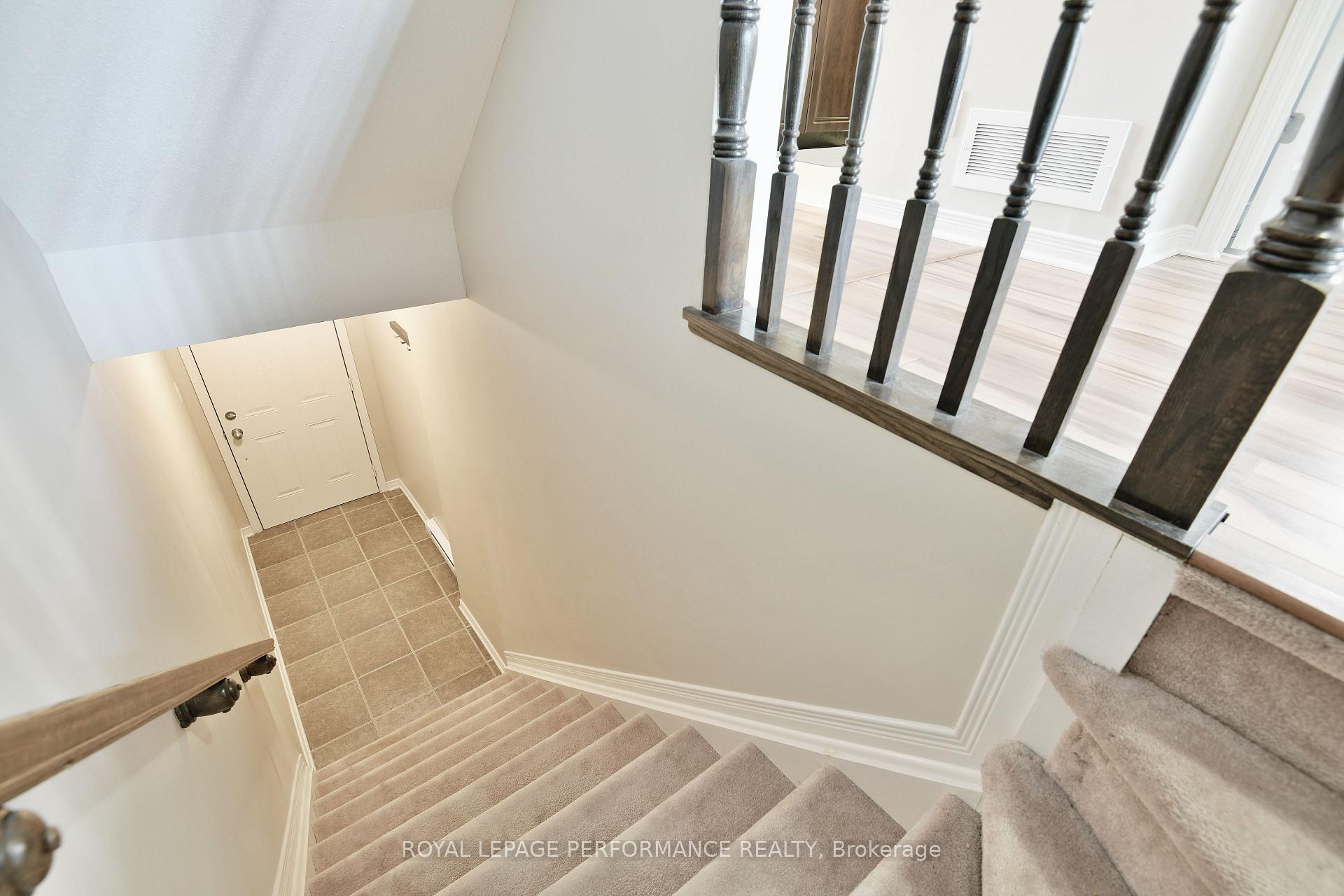 Photo 3 of Unit 1, 125 Keltie Private, Ottawa, Barrhaven - Longfields — HOMEH