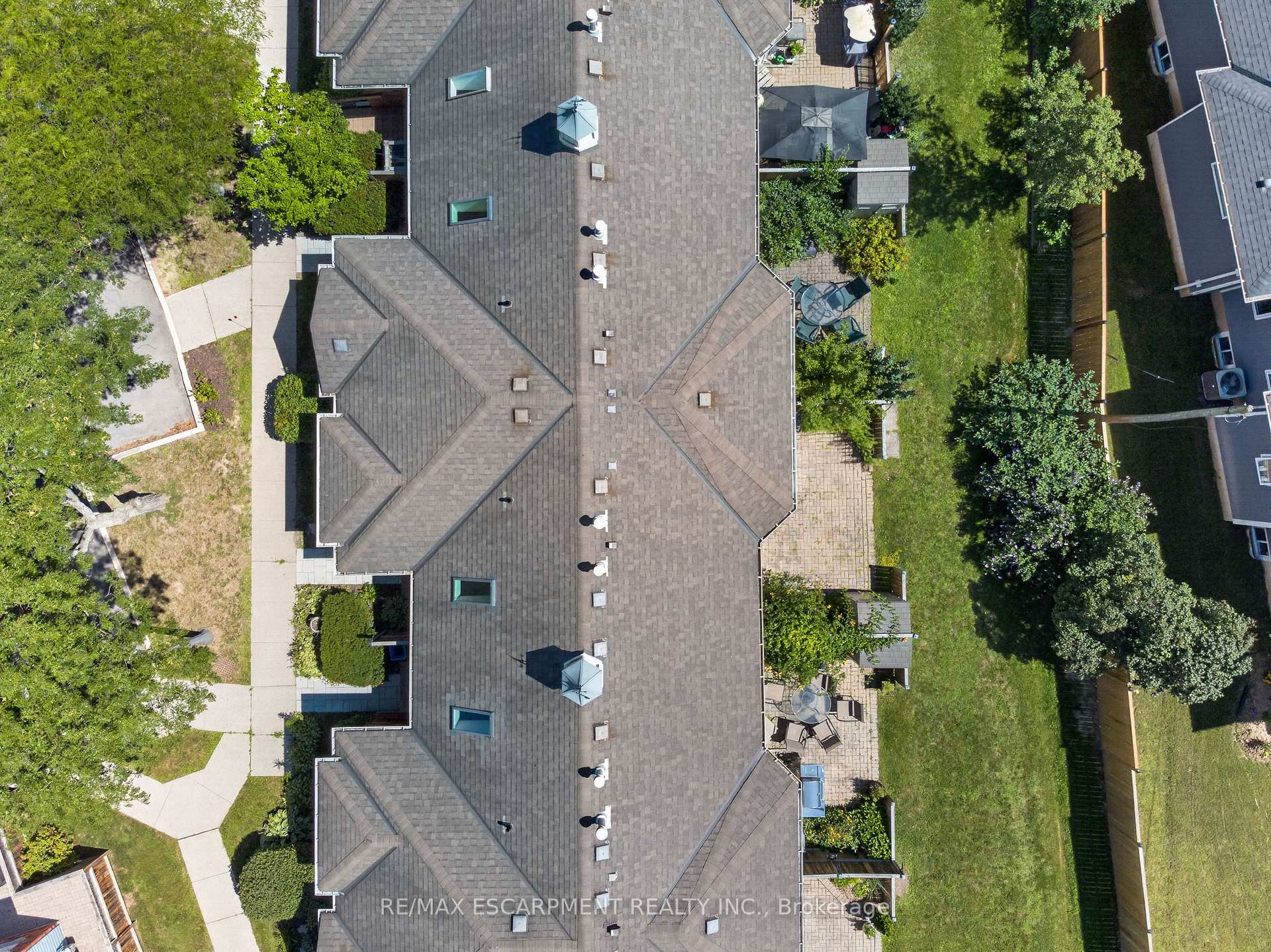 Photo 28 of Unit 9, 175 Fiddlers Green Road, Hamilton, Ancaster — HOMEH