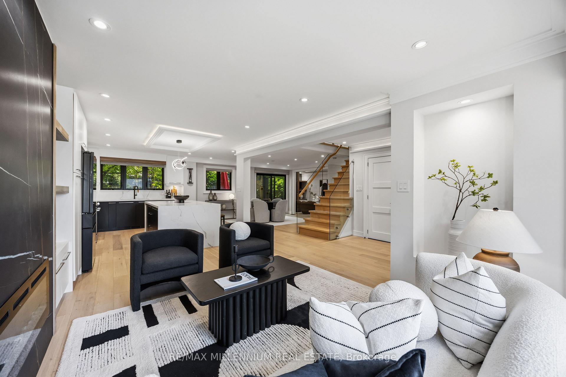 Photo 6 of 14 Portree Crescent, Markham, Royal Orchard — HOMEH