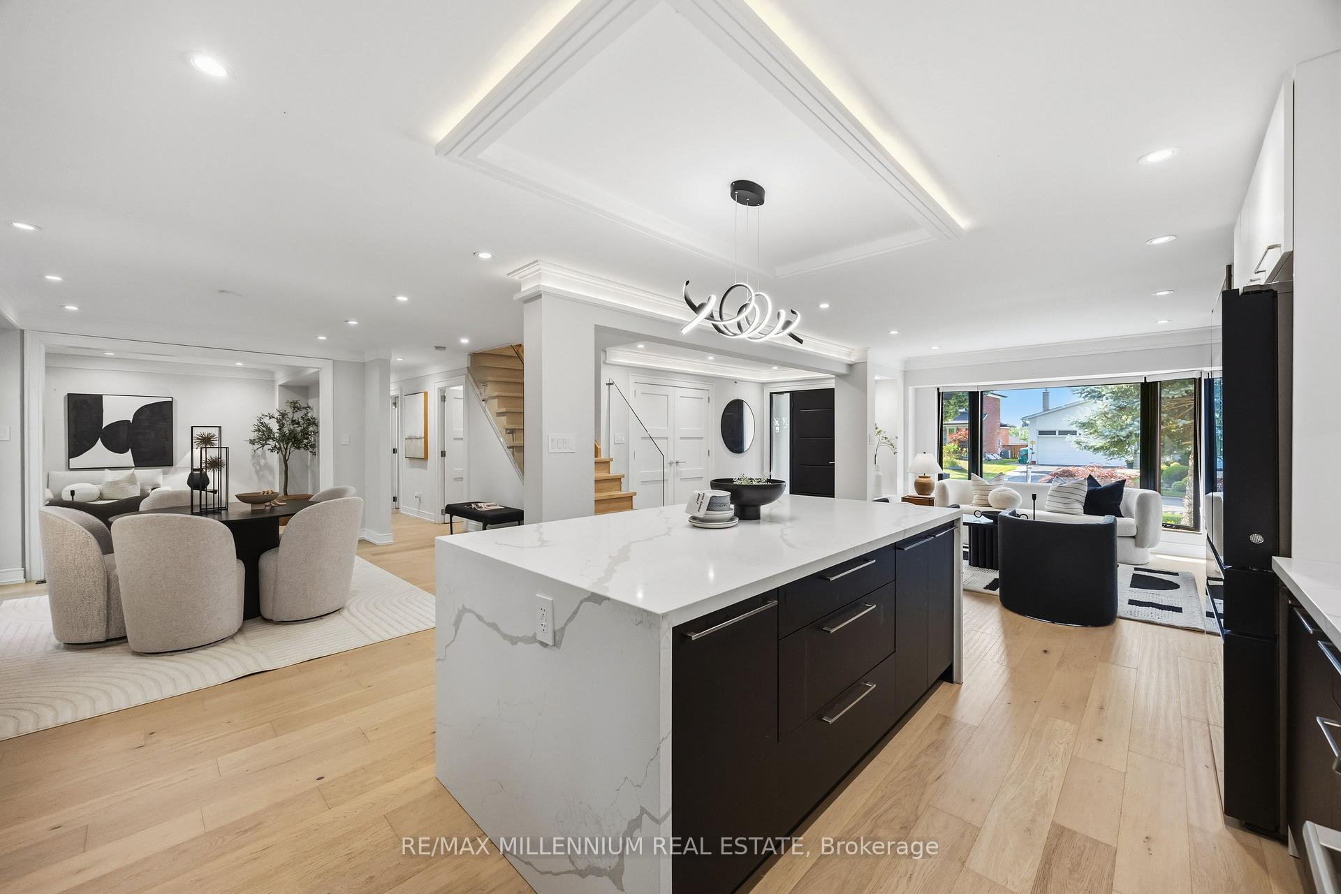Photo 13 of 14 Portree Crescent, Markham, Royal Orchard — HOMEH