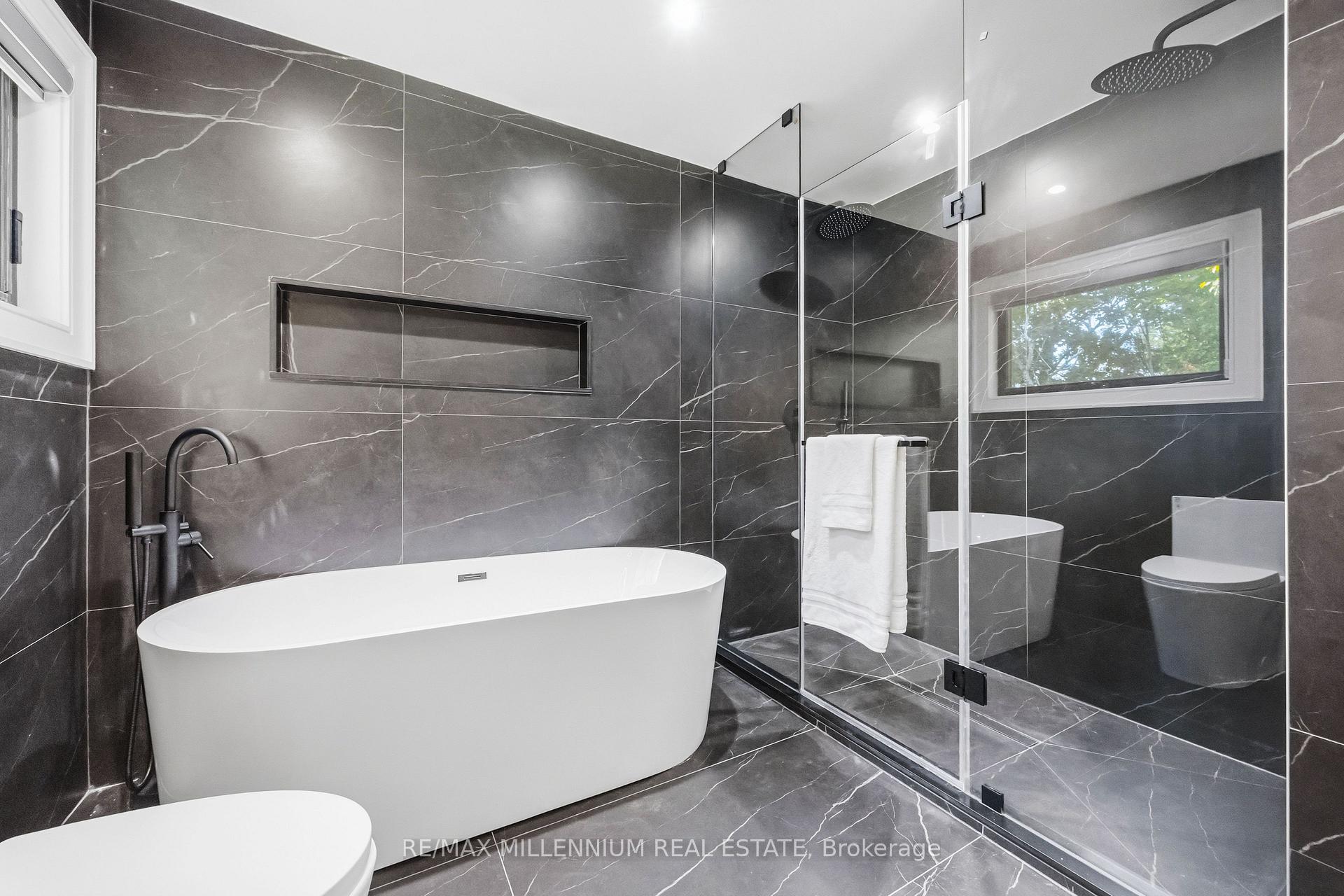 Photo 26 of 14 Portree Crescent, Markham, Royal Orchard — HOMEH