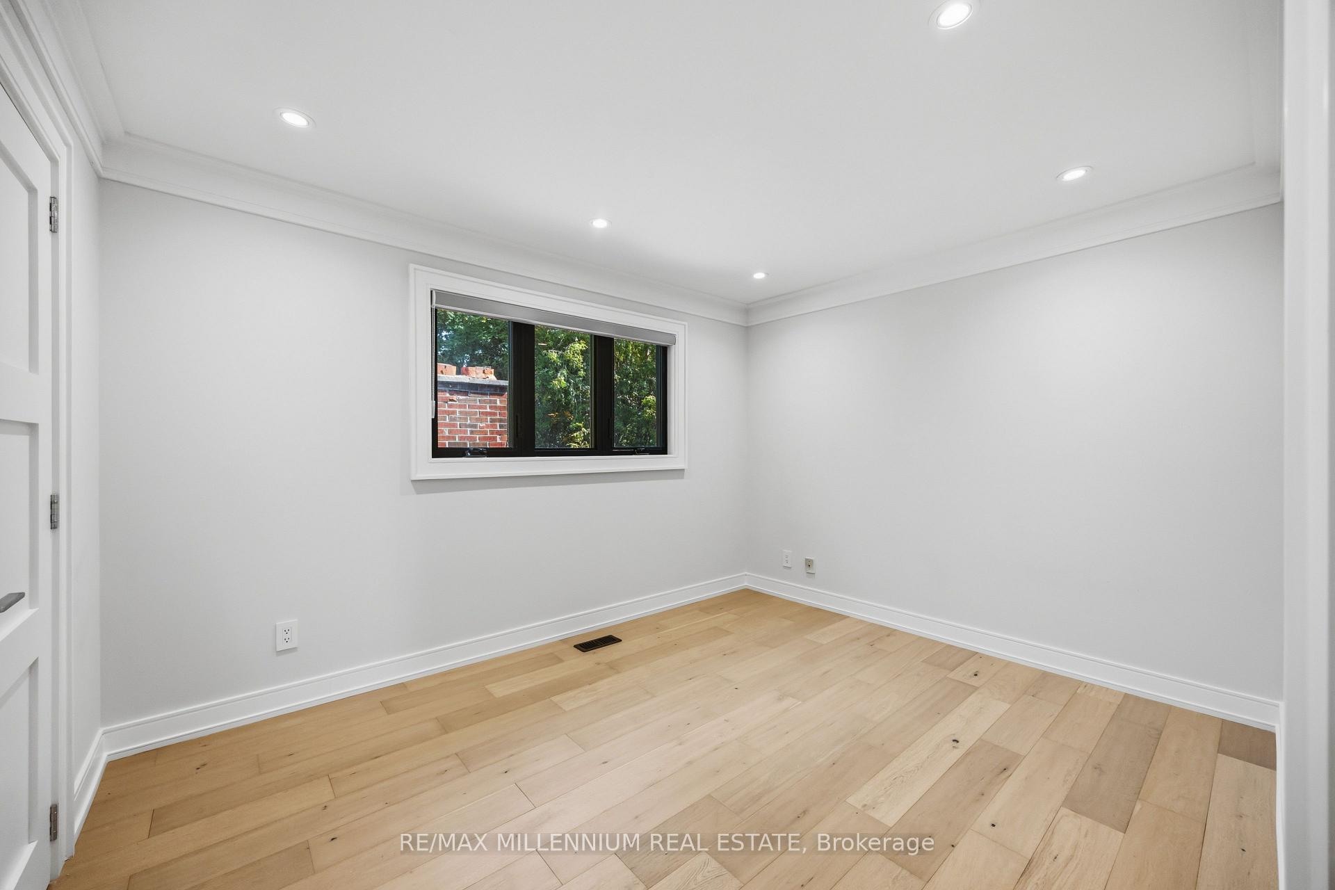 Photo 32 of 14 Portree Crescent, Markham, Royal Orchard — HOMEH