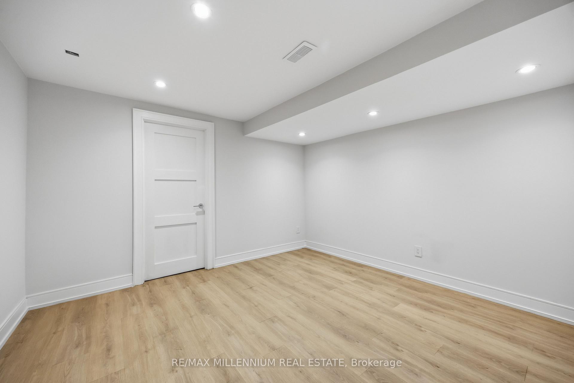 Photo 47 of 14 Portree Crescent, Markham, Royal Orchard — HOMEH