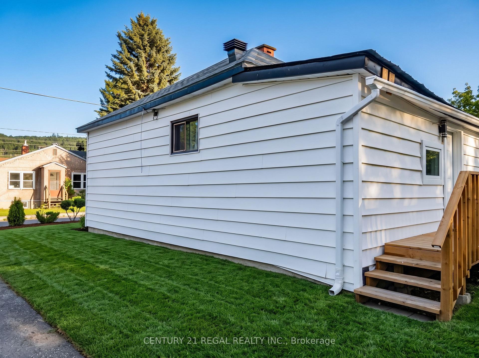 Photo 29 of 50 Beech Street, Greater Sudbury, Sudbury — HOMEH