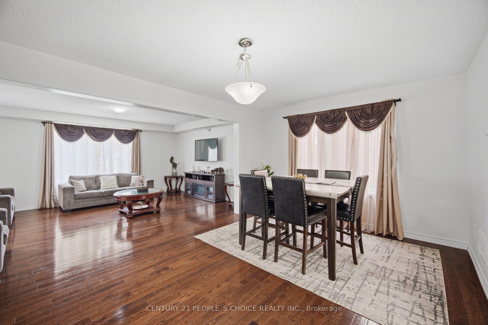 Photo 6 of 96 Enford Crescent, Brampton, Northwest Brampton — HOMEH
