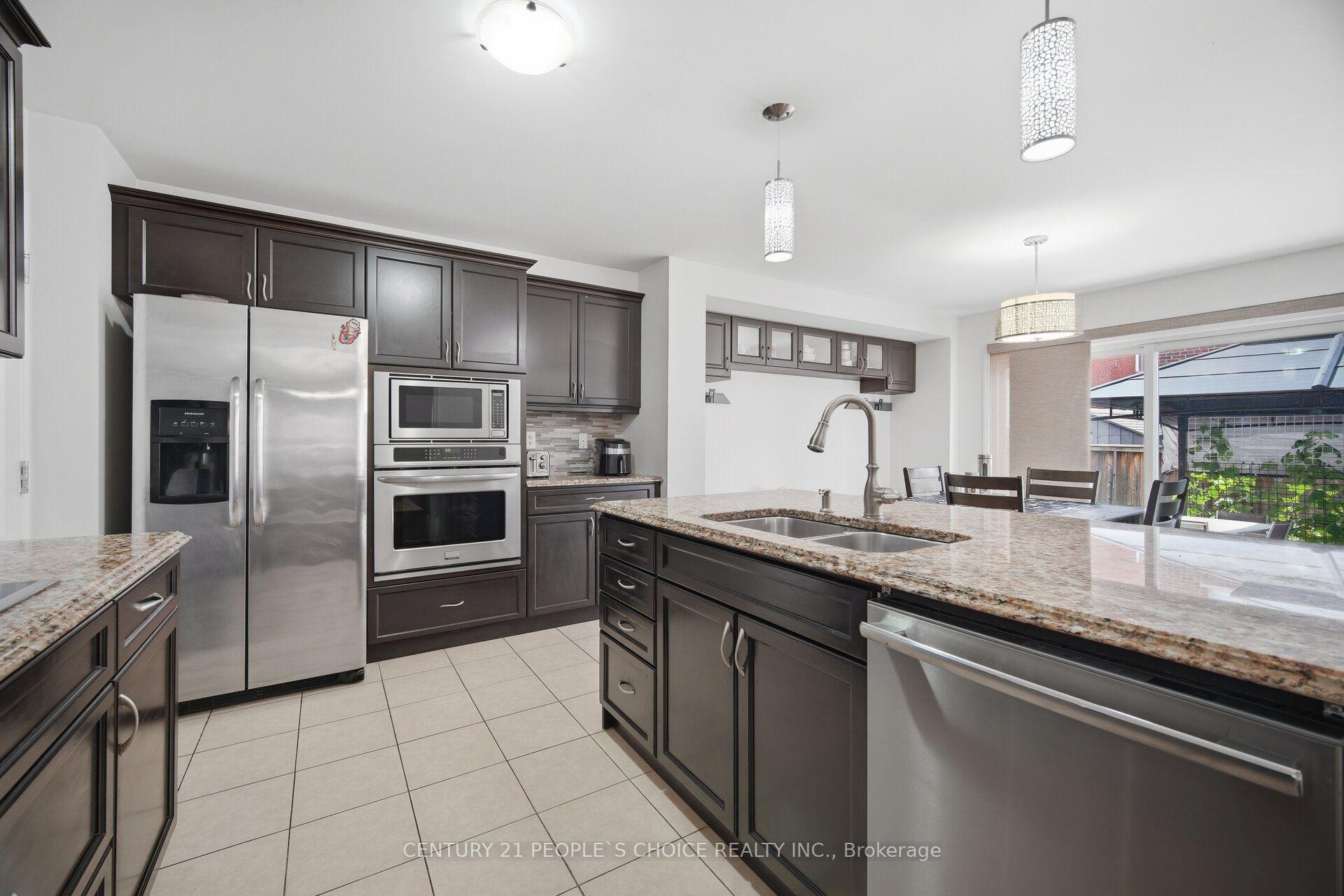 Photo 10 of 96 Enford Crescent, Brampton, Northwest Brampton — HOMEH