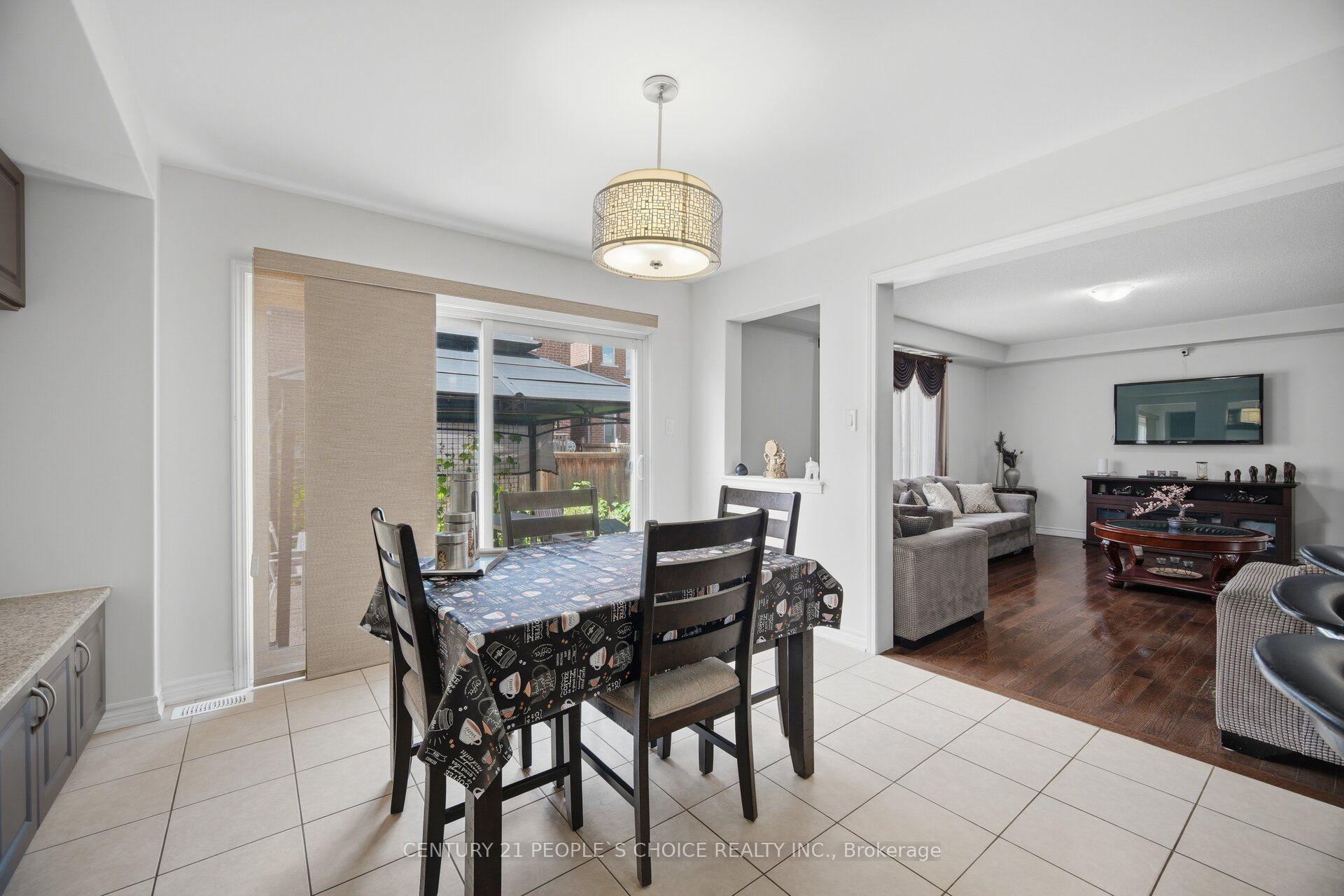 Photo 12 of 96 Enford Crescent, Brampton, Northwest Brampton — HOMEH