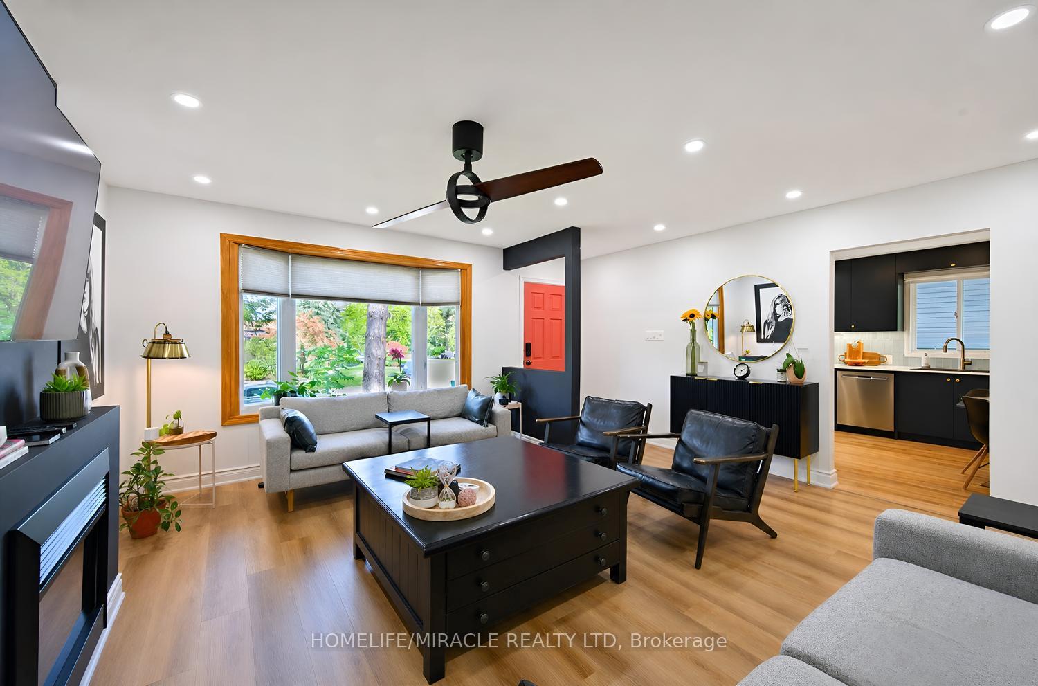 Photo 6 of 2108 Falmouth Terrace, Burlington, Brant Hills — HOMEH