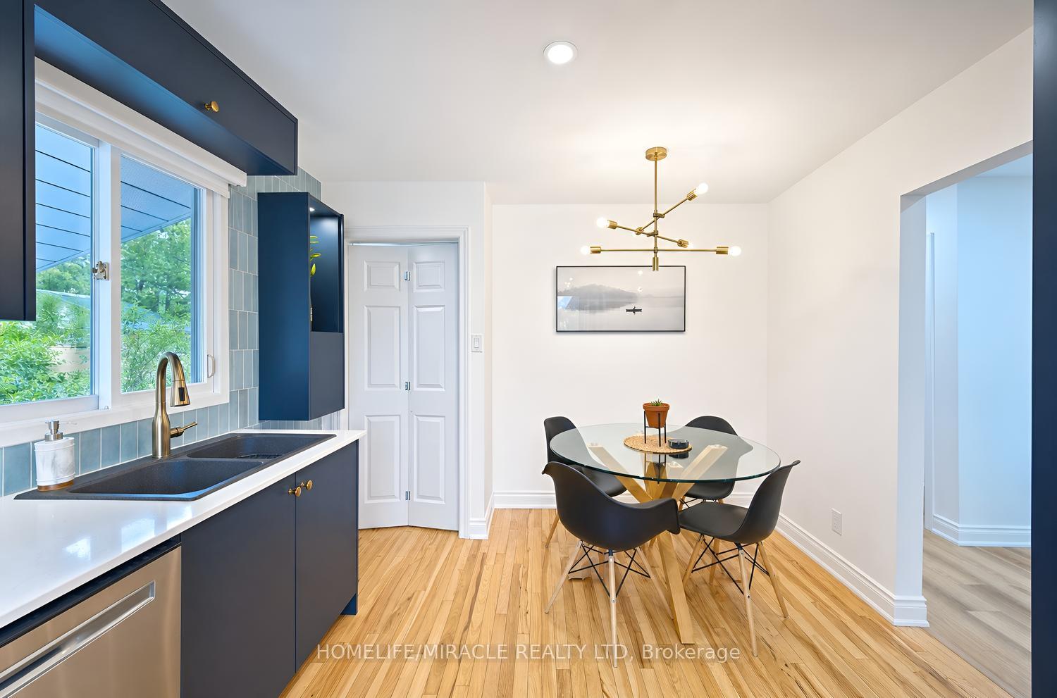 Photo 15 of 2108 Falmouth Terrace, Burlington, Brant Hills — HOMEH