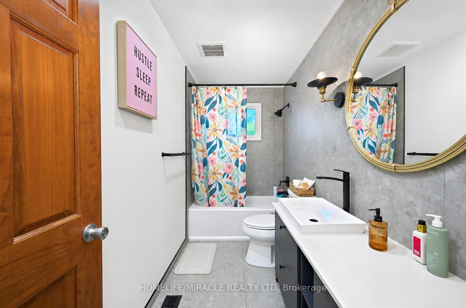 Photo 23 of 2108 Falmouth Terrace, Burlington, Brant Hills — HOMEH