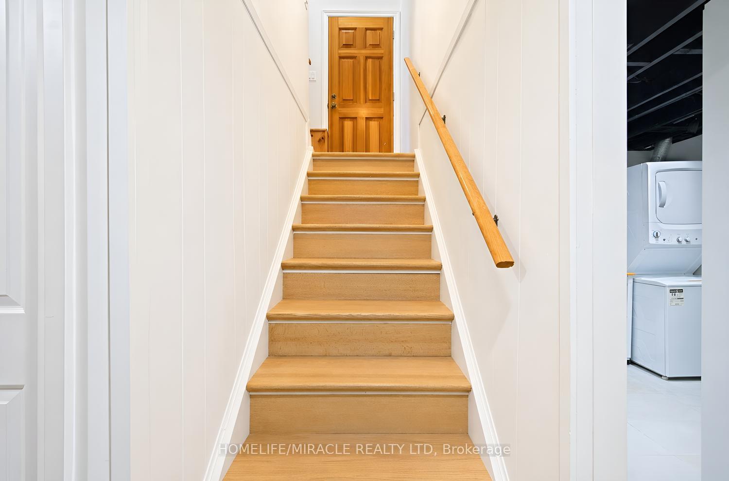 Photo 25 of 2108 Falmouth Terrace, Burlington, Brant Hills — HOMEH