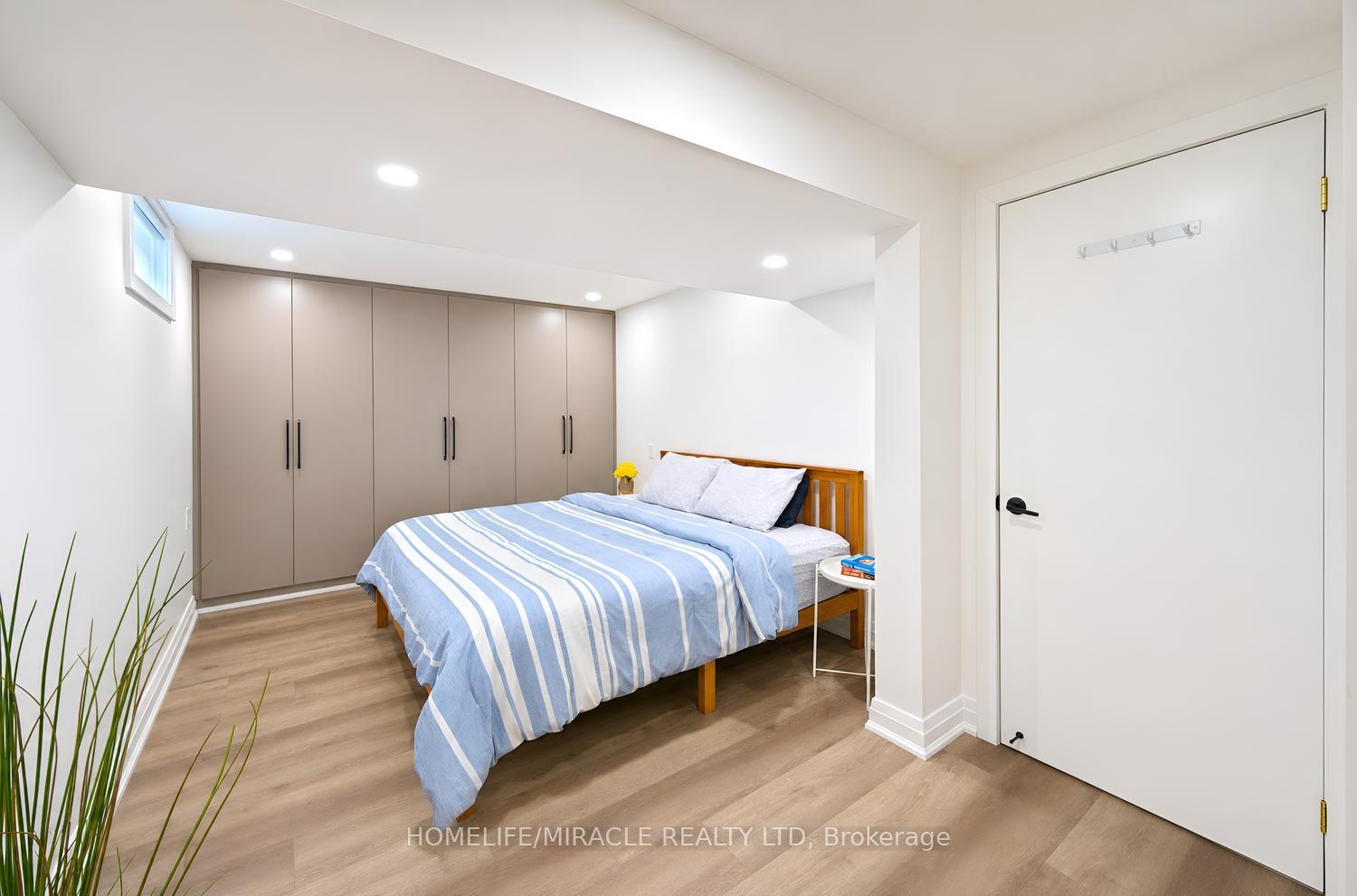 Photo 31 of 2108 Falmouth Terrace, Burlington, Brant Hills — HOMEH