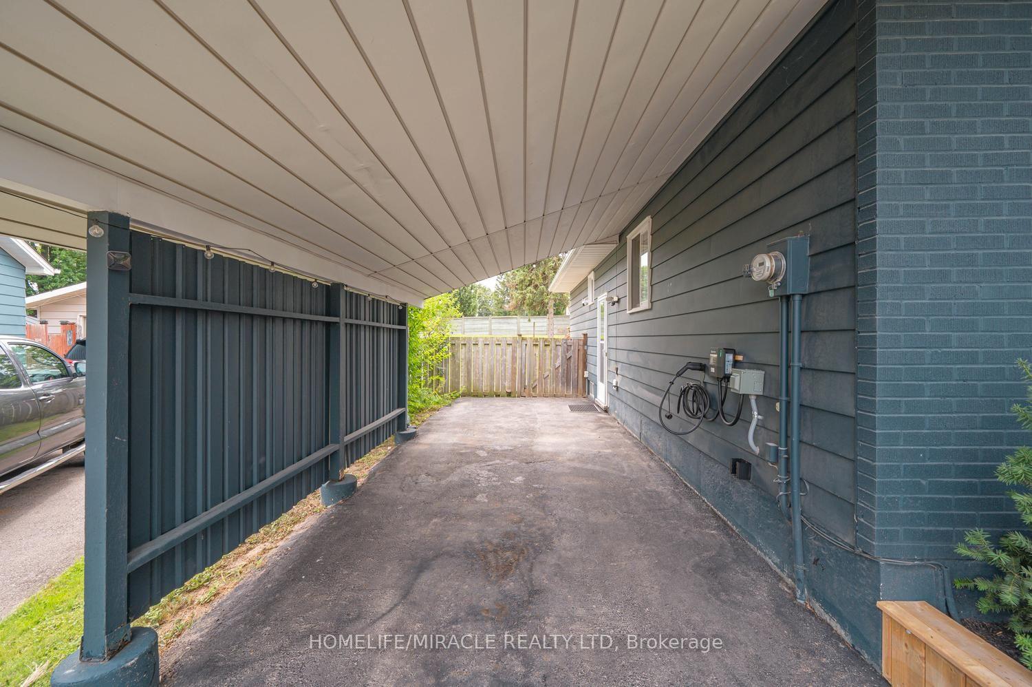 Photo 49 of 2108 Falmouth Terrace, Burlington, Brant Hills — HOMEH