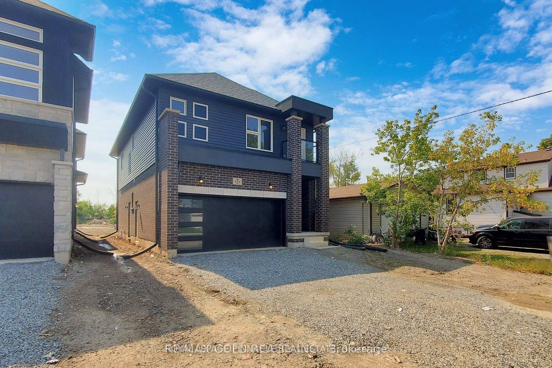 Photo 2 of 127 Laugher Avenue, Welland, Lincoln/Crowland — HOMEH