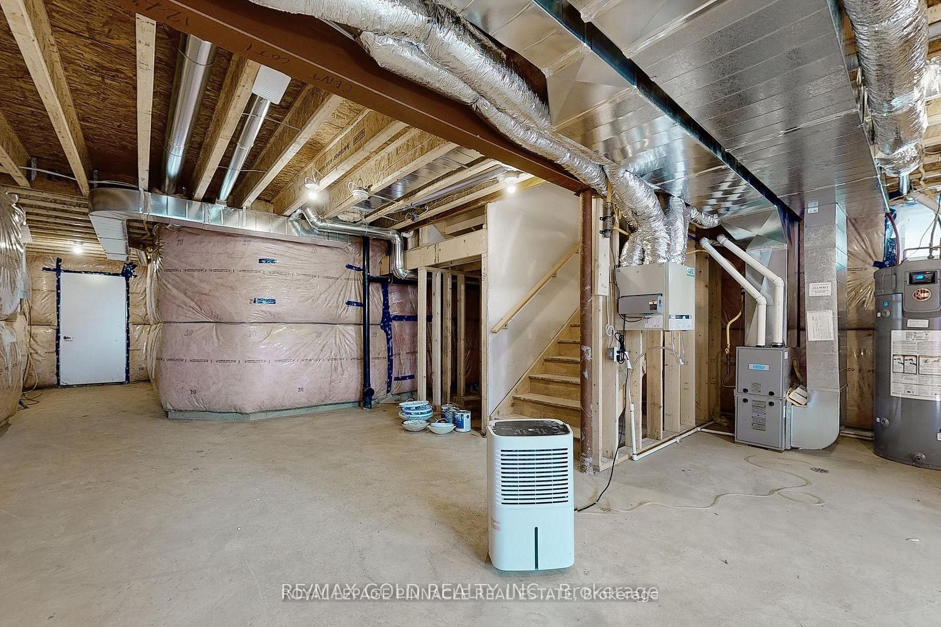 Photo 45 of 127 Laugher Avenue, Welland, Lincoln/Crowland — HOMEH