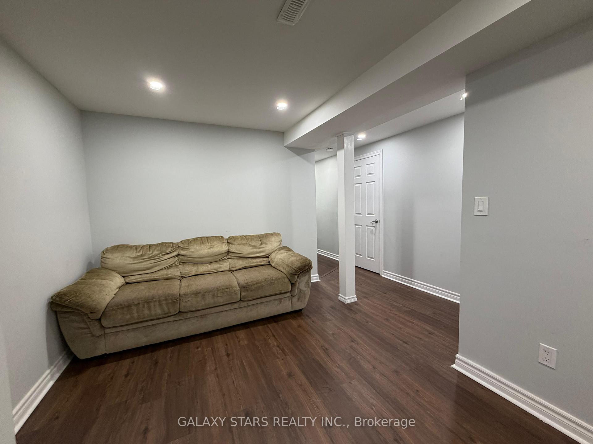 Photo 4 of Unit Bsmnt, 26 Stevensgate Drive, Ajax, Northwest Ajax — HOMEH