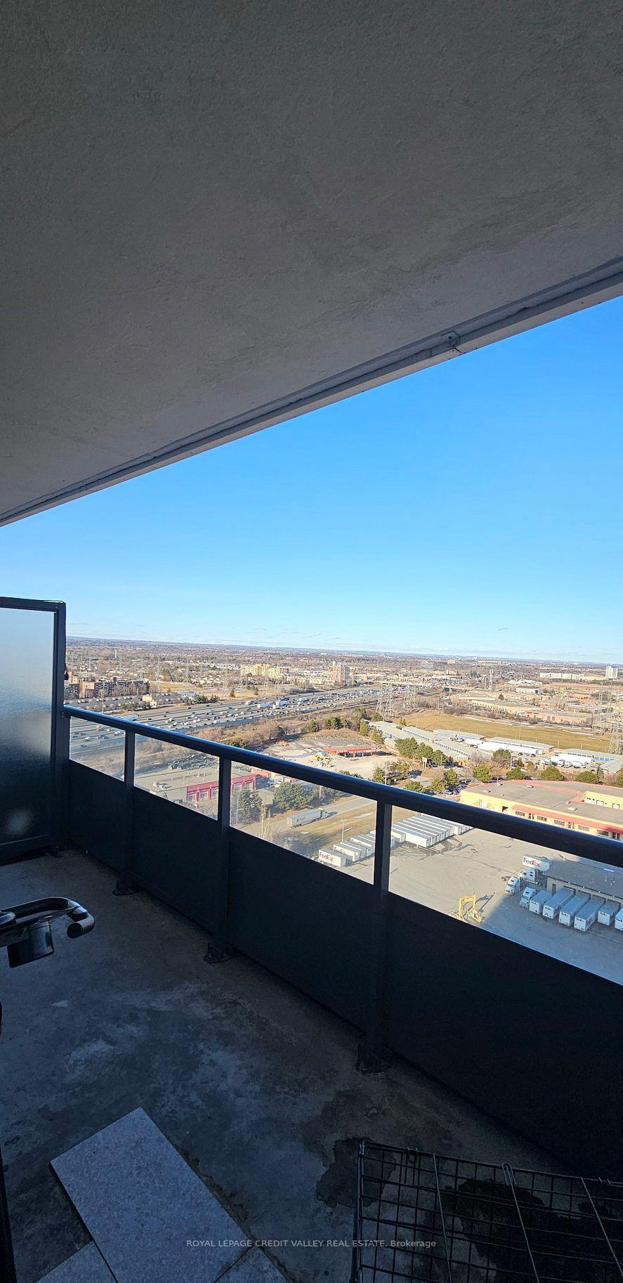 Photo 8 of Unit 2401, 1455 Celebration Drive, Pickering, Bay Ridges — HOMEH