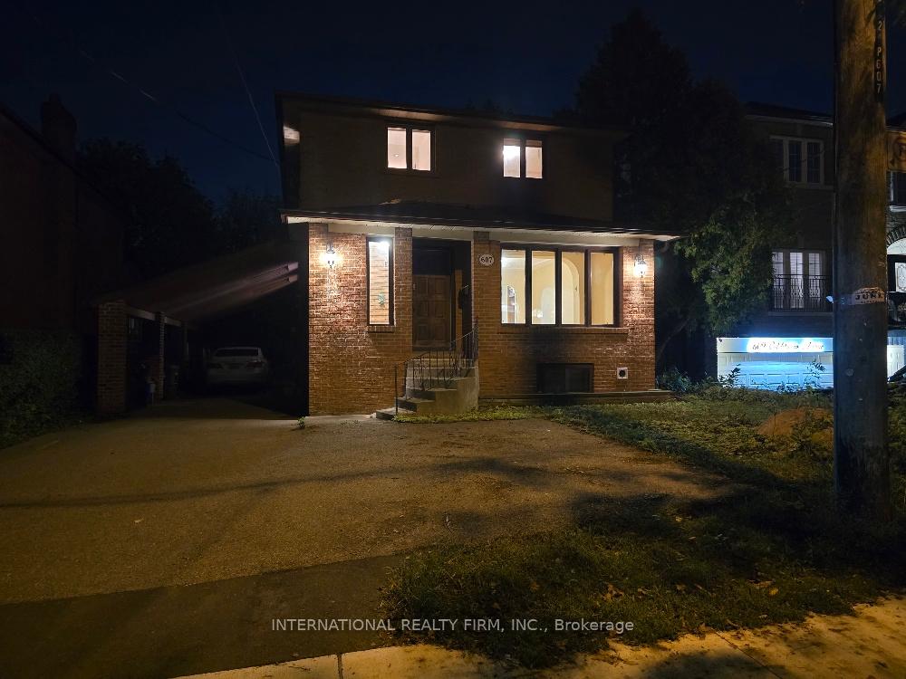 Photo 34 of 607 Coldstream Avenue, Toronto, Englemount-Lawrence — HOMEH