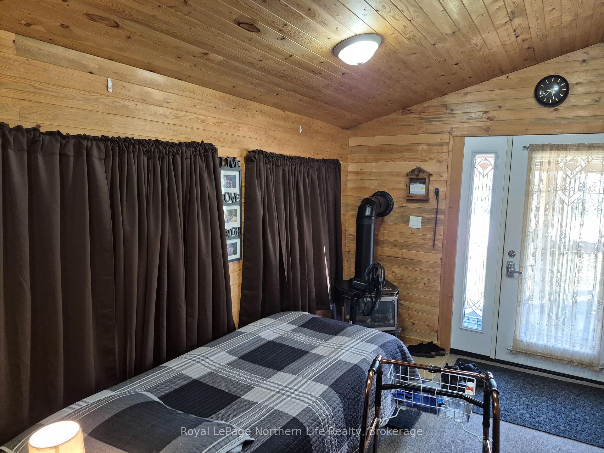 Photo 13 of 398 Mckenzie Street, Mattawa — HOMEH