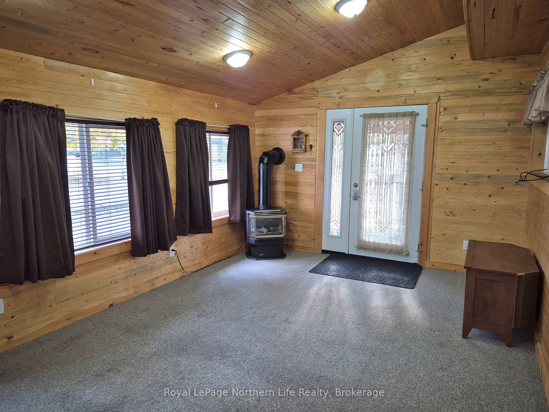 Photo 17 of 398 Mckenzie Street, Mattawa — HOMEH