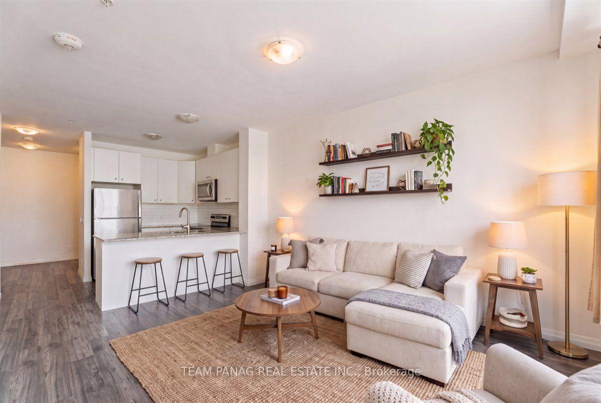 Photo 13 of Unit 801, 104 Garment Street, Kitchener, Cherry Hill — HOMEH