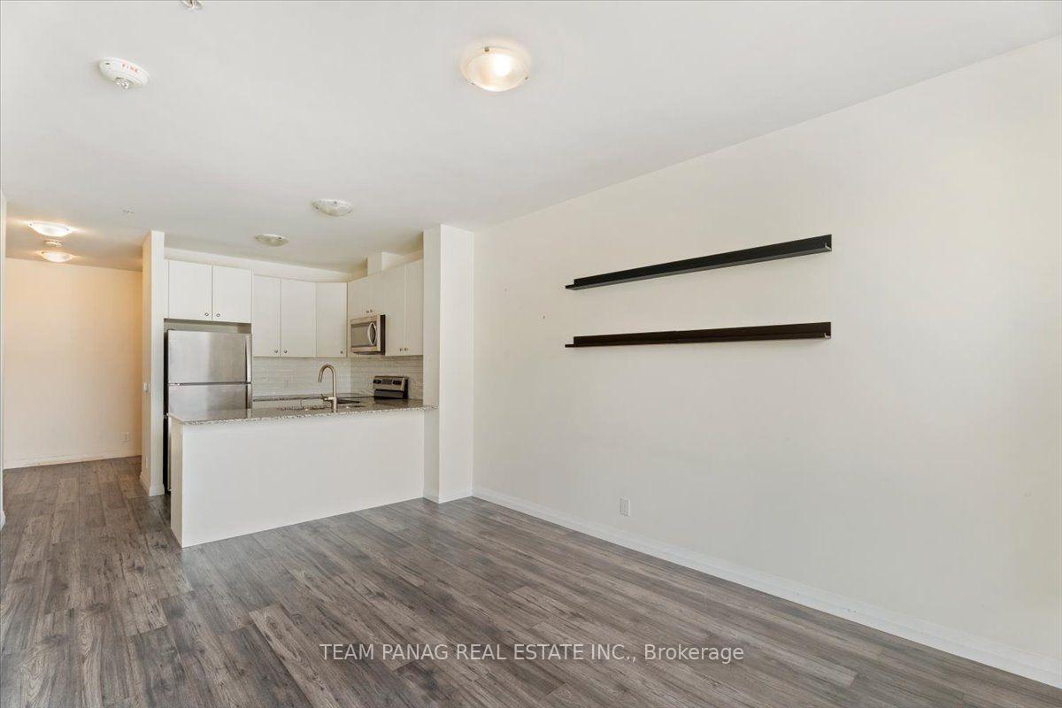 Photo 14 of Unit 801, 104 Garment Street, Kitchener, Cherry Hill — HOMEH