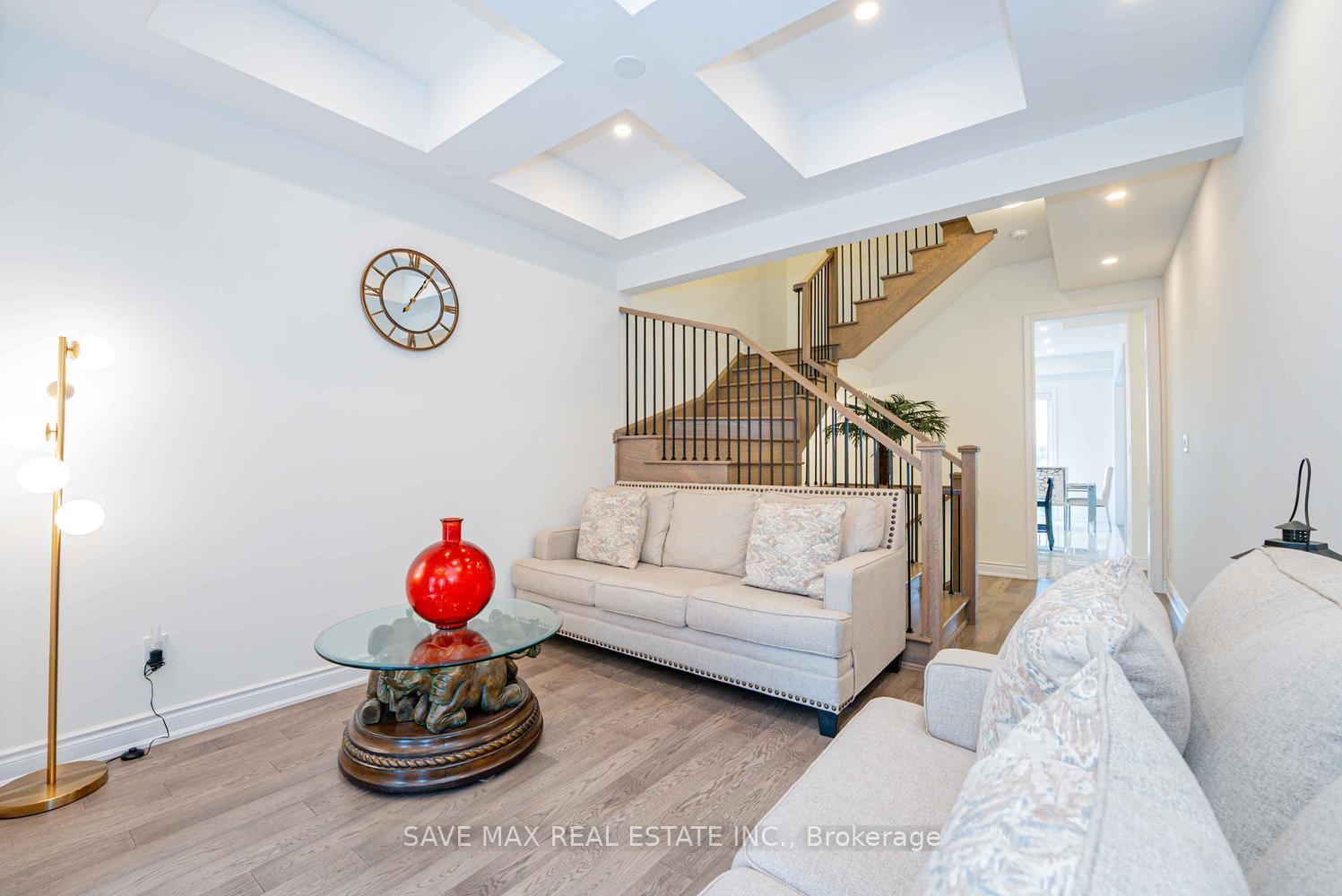 Photo 8 of 1320 Anthonia Trail, Oakville, Joshua Meadows — HOMEH
